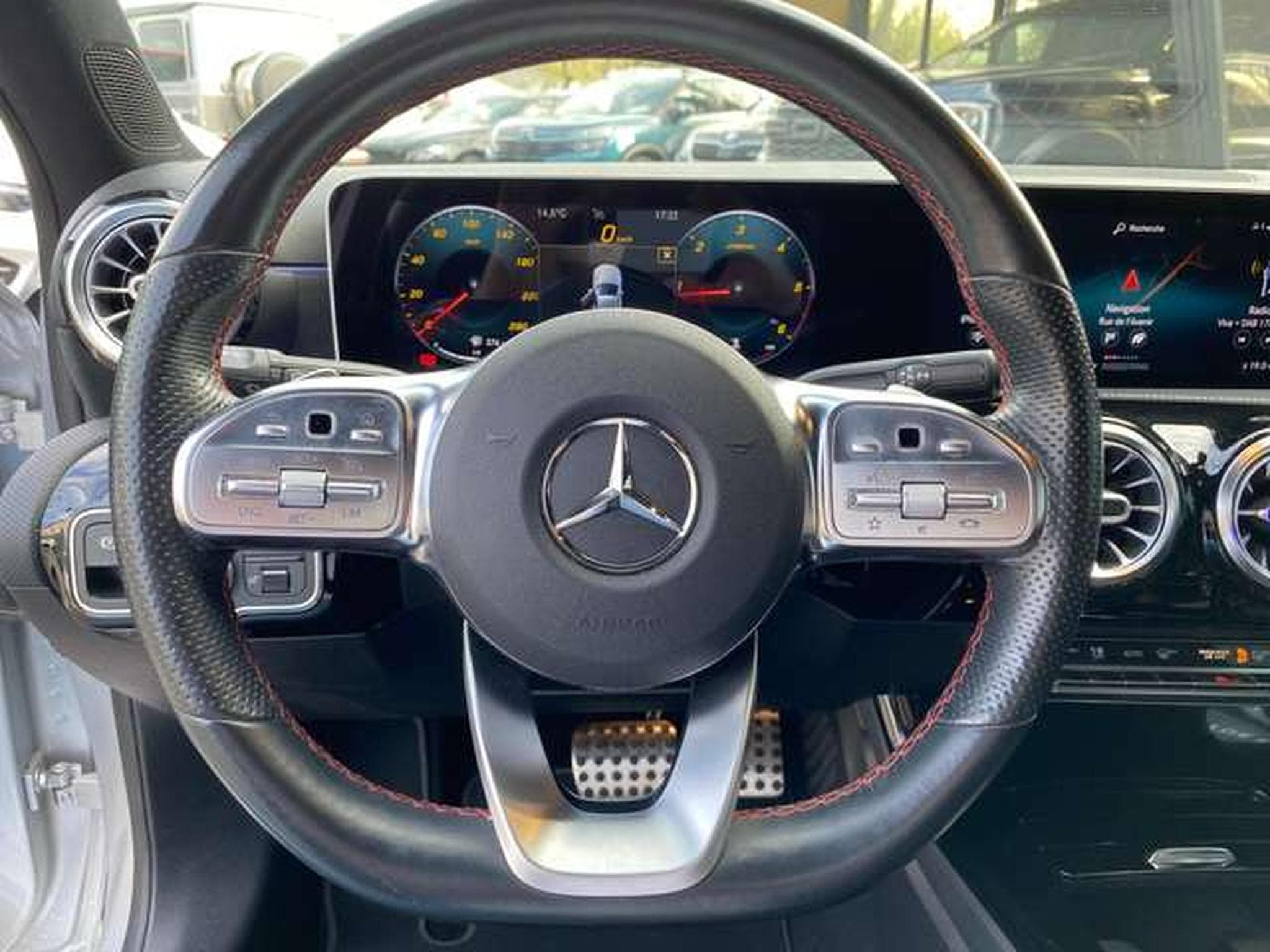 Mercedes A 180 A 180 d 8G-DCT AMG Line jusqu'à 48mois garantie (2021) - Photo 9