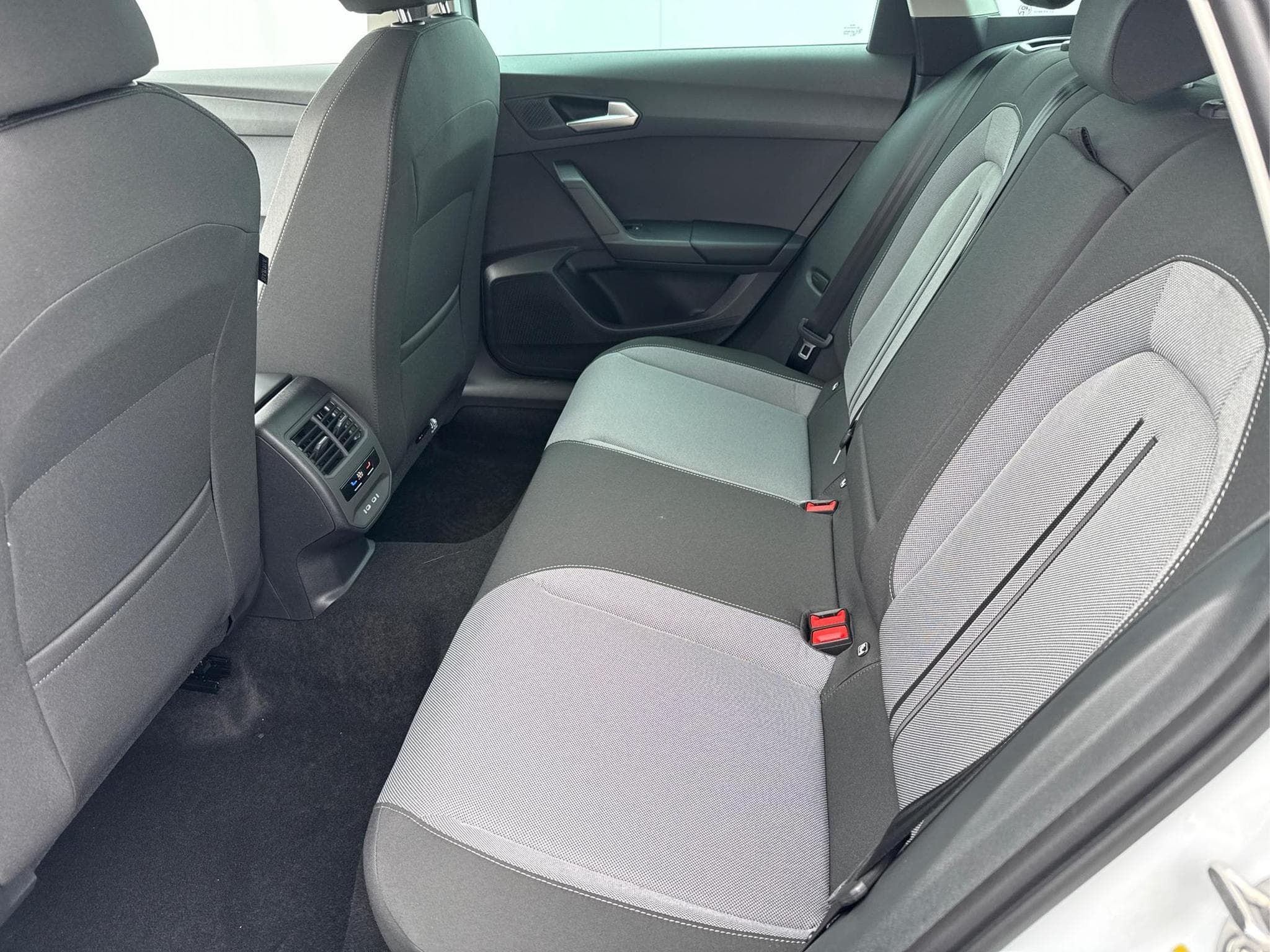 Seat Leon Style (2026) - Photo 12