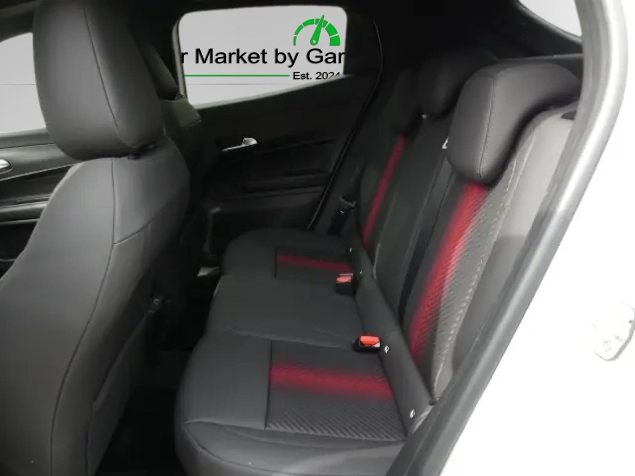 Alfa-Romeo Junior IBRIDA TI 1.2 VGT (2026) - Photo 14