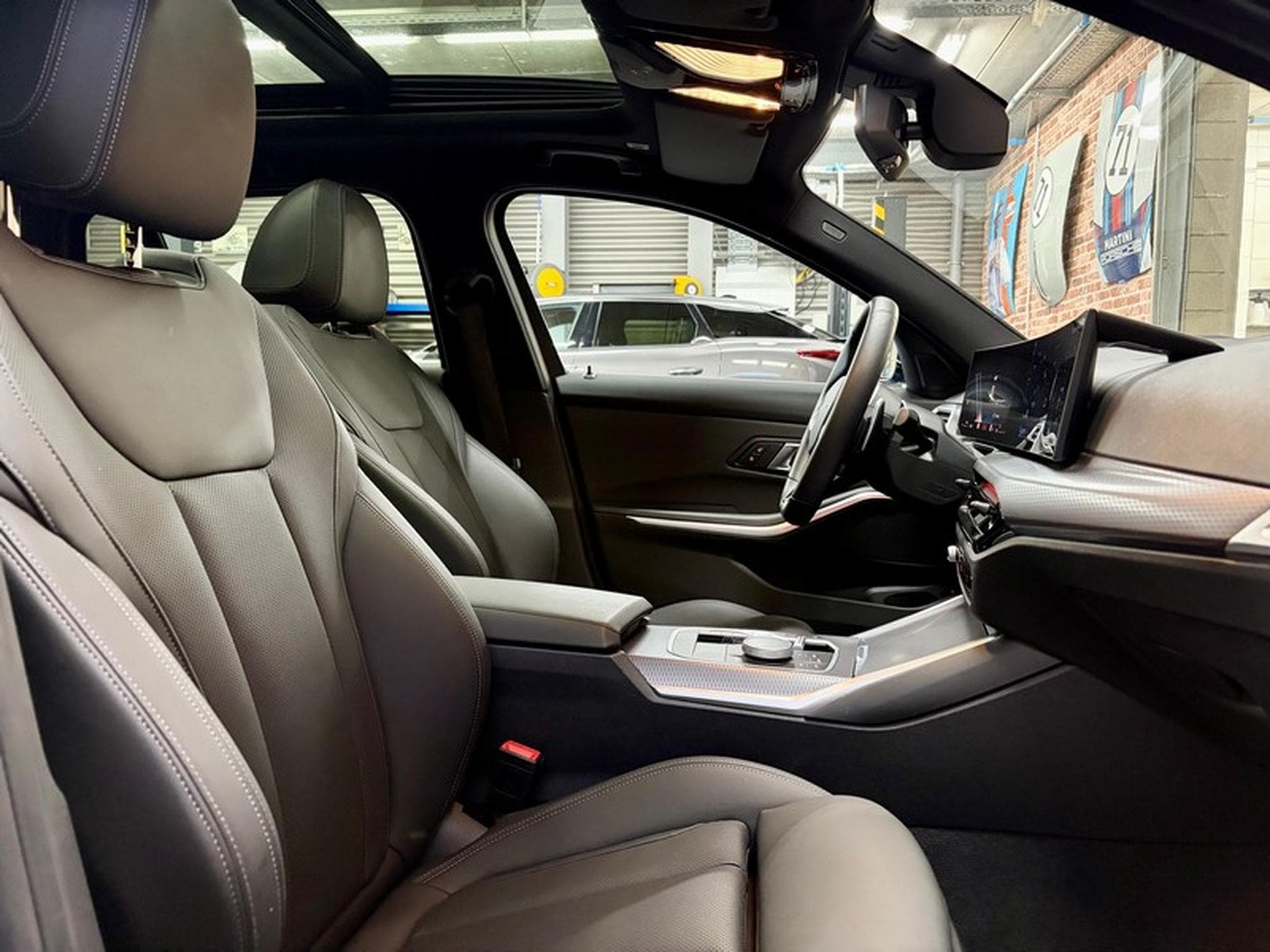 BMW 320 320iA Touring 2.0 184cv Auto M-SPORT (2025) - Photo 8