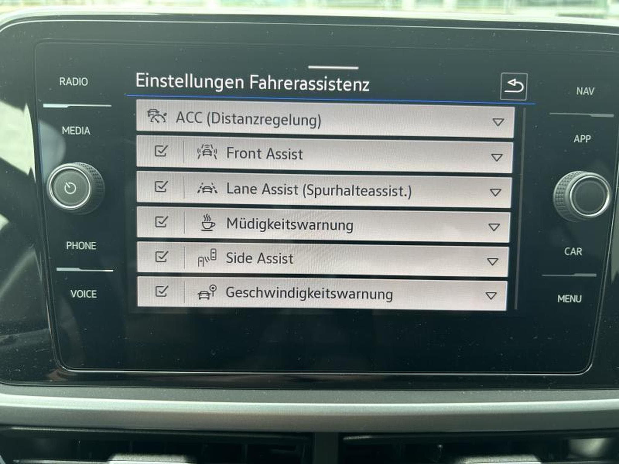 VW T-Roc Life (2026) - Photo 8