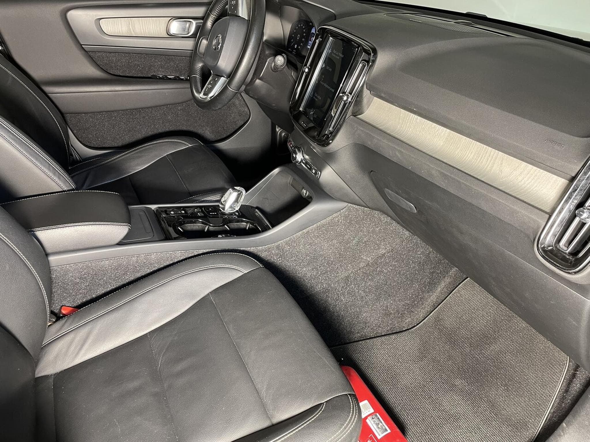 Volvo XC40 2.0 D3 150 CV GEARTRONIC INSCRIPTION GPS (2019) - Photo 12