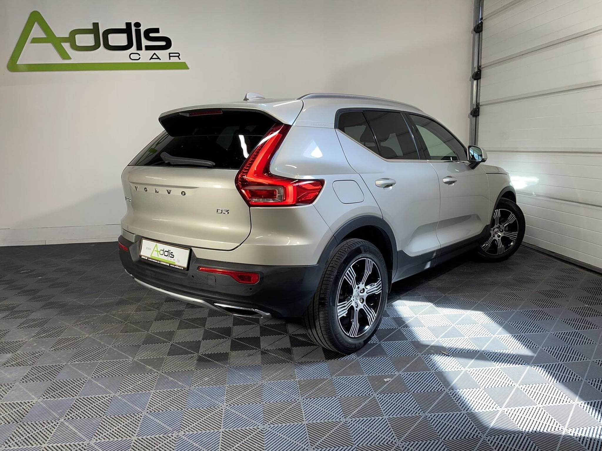 Volvo XC40 2.0 D3 150 CV GEARTRONIC INSCRIPTION GPS (2019) - Photo 2