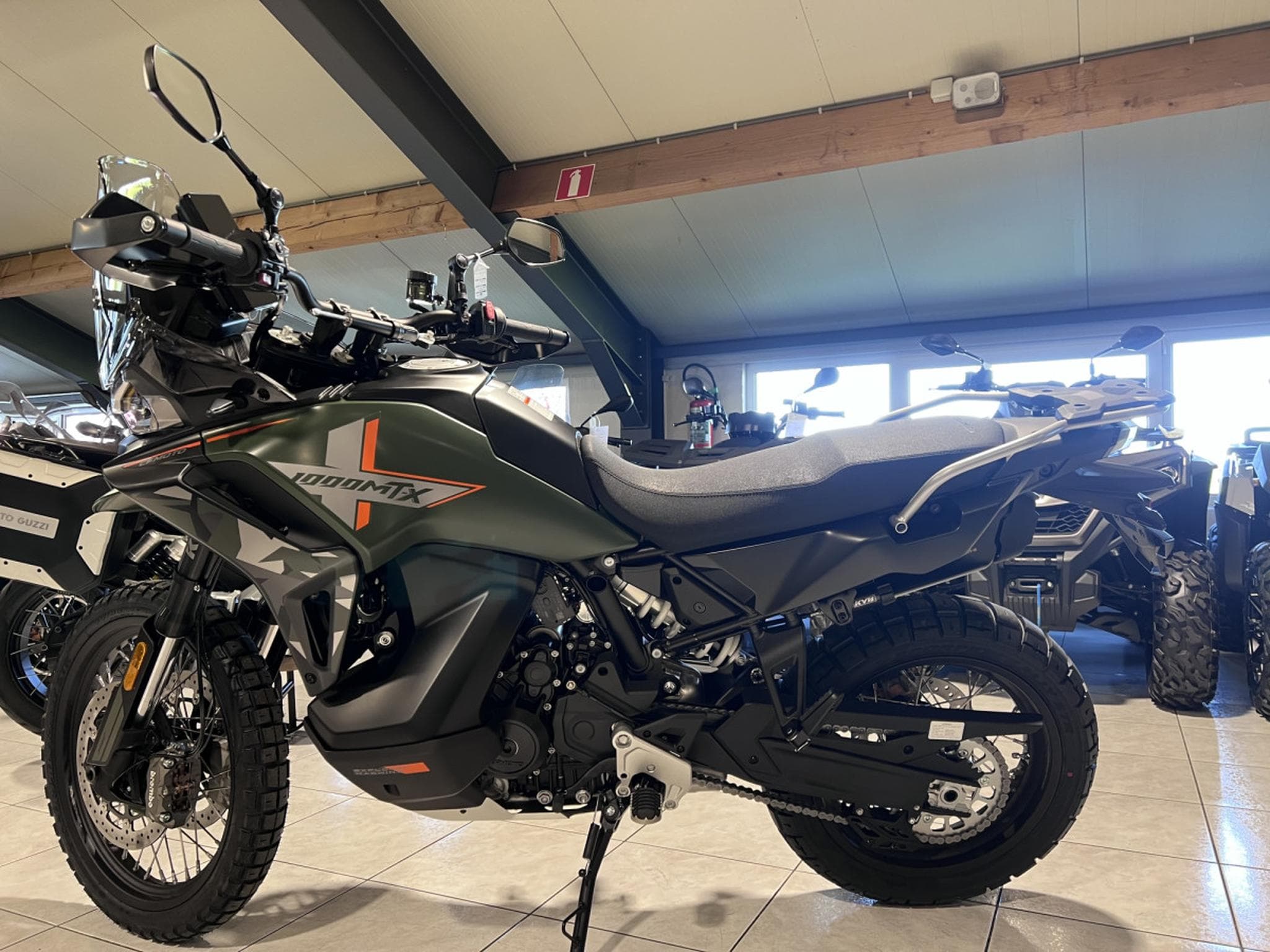 CF Moto 1000 MT-X (2026) - Photo 3