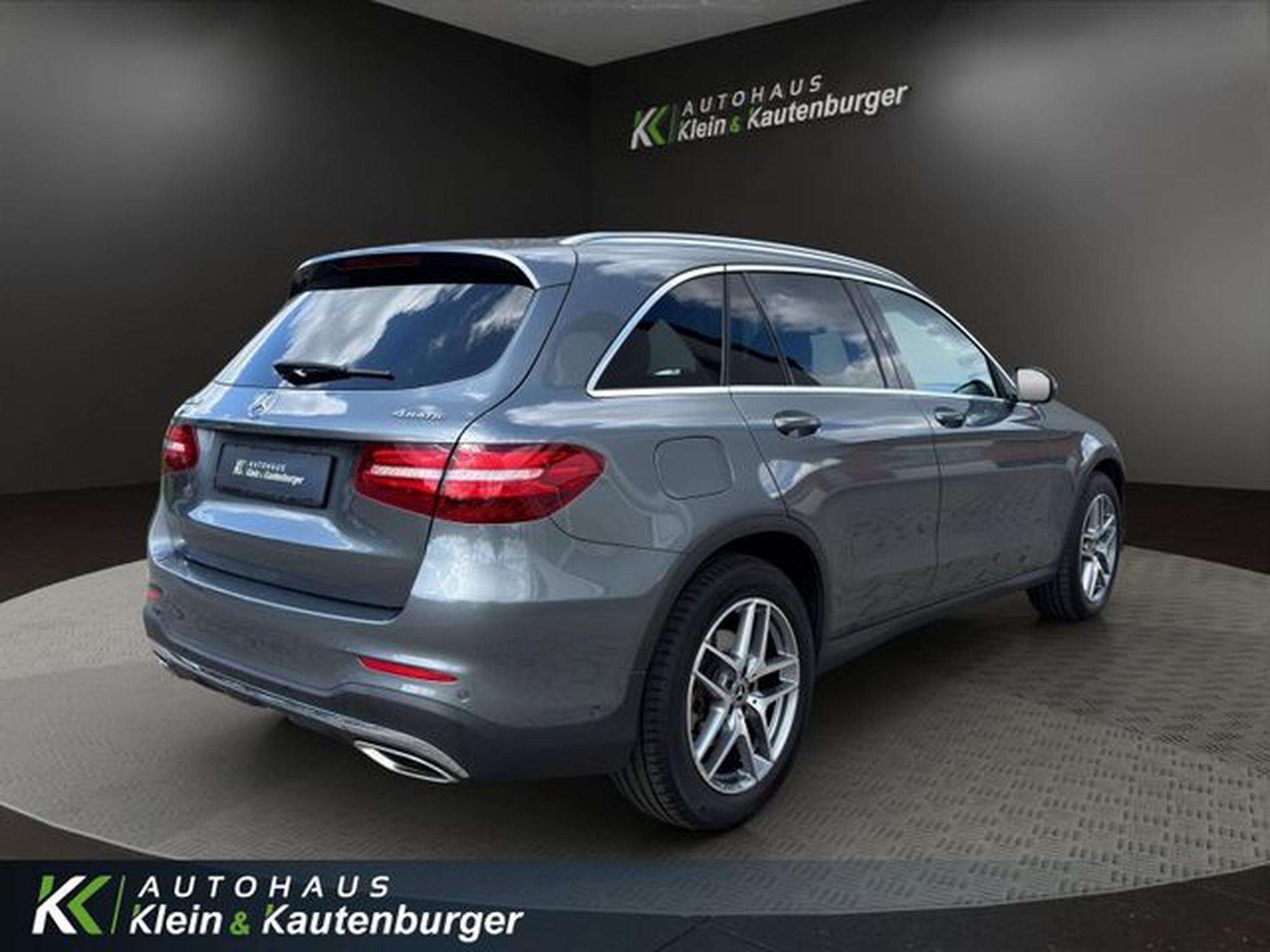 Mercedes GLC 250 GLC 250 AMG Line 4Matic +PANO+AHK+KAMERA+LED (2018) - Photo 5