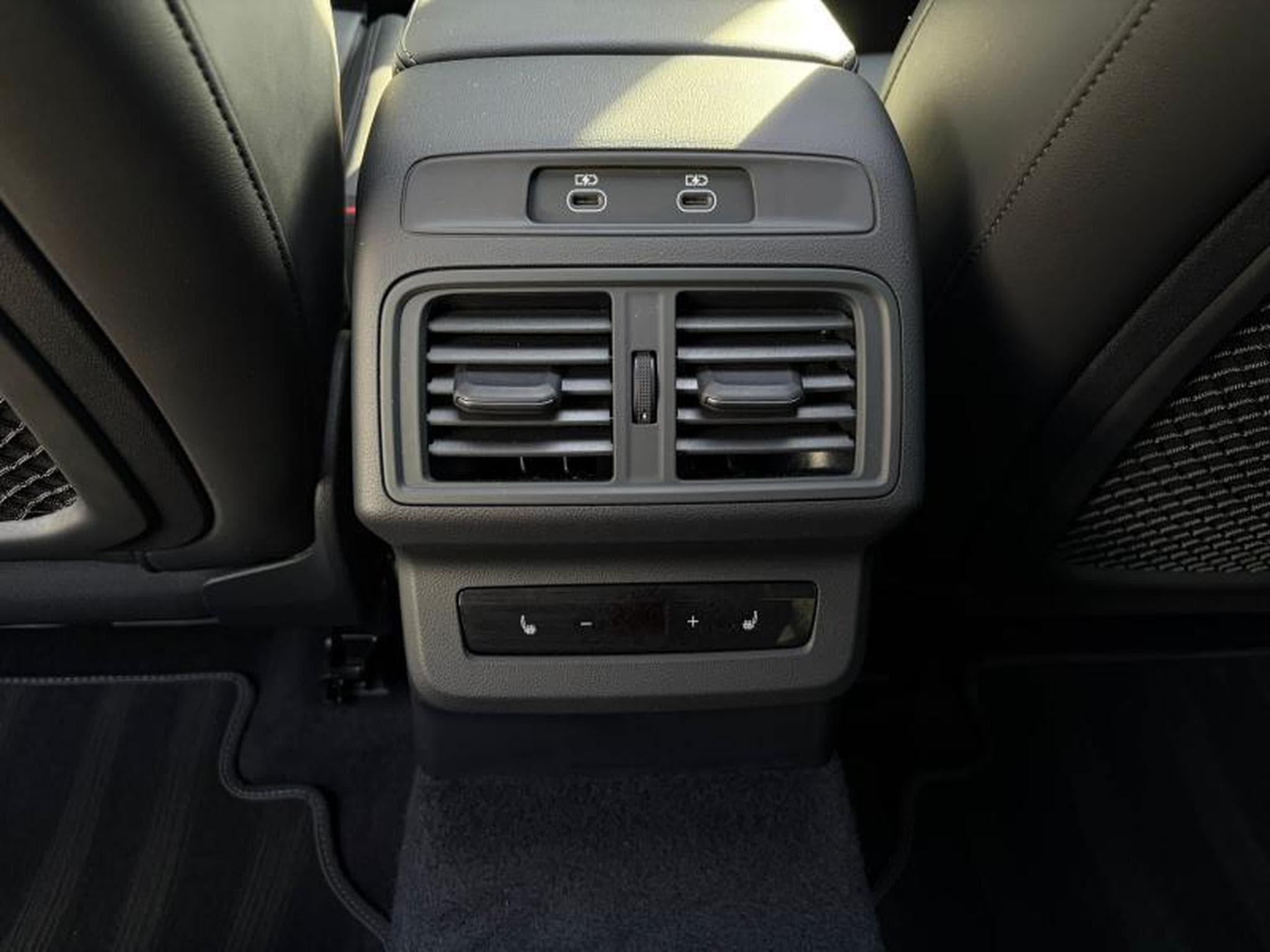 Audi SQ5 SQ5 QUATTRO Full Option/Nouveau Cockpit Double Ecran/Cam360° (2025) - Photo 17