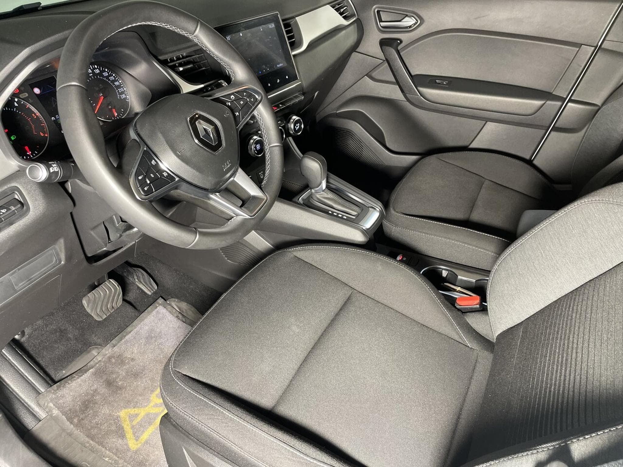 Renault Captur 1.5 BLUEDCI 115 EDC CORPORATE GPS CARPLAY (2020) - Photo 10