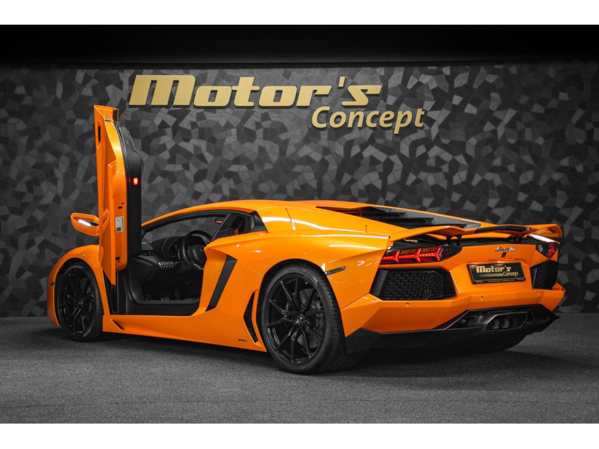 Lamborghini Aventador LP 700-4 - ARANCIO ATLAS (2016) - Photo 7