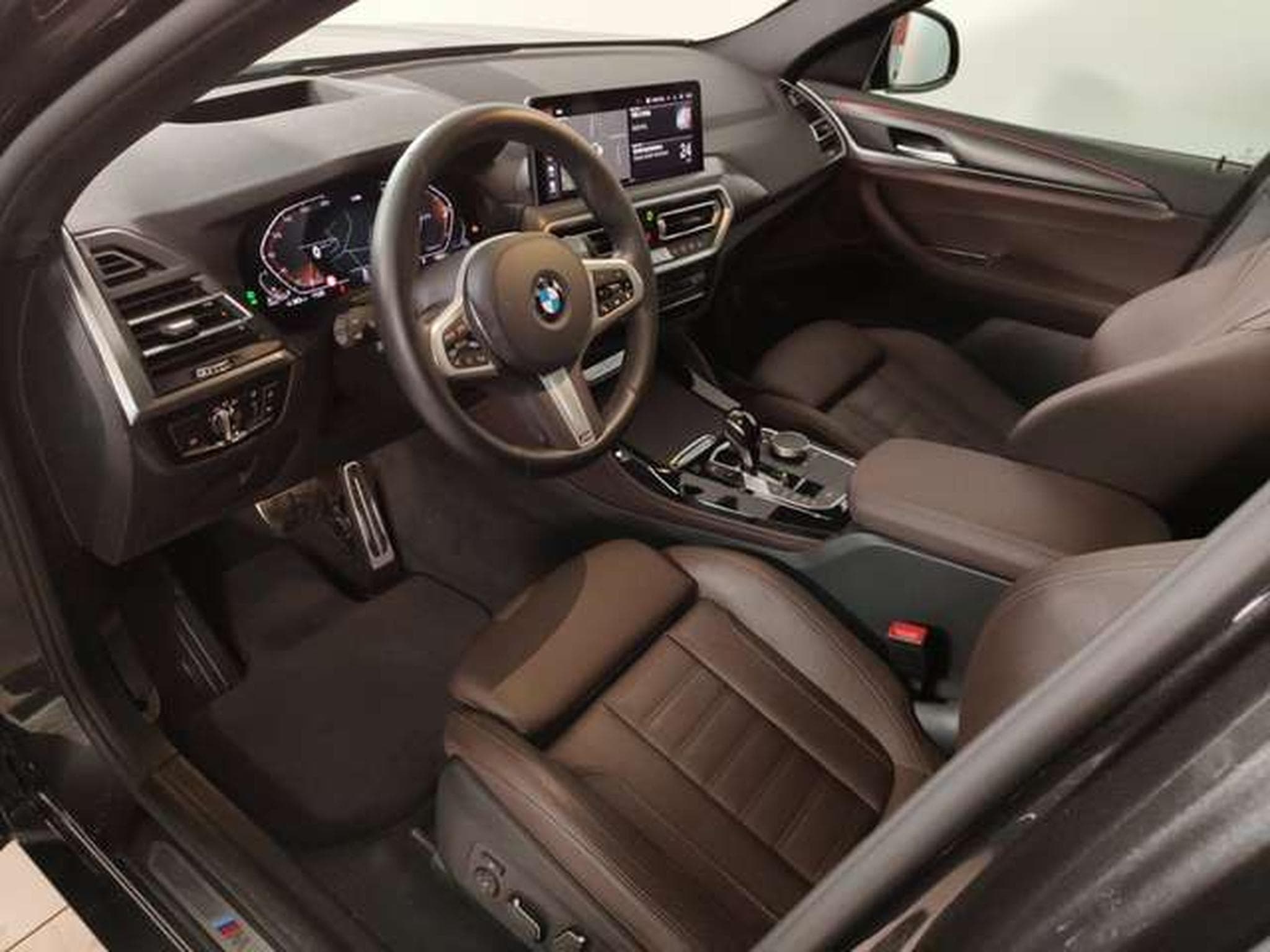 BMW X4 xDrive30d Head-Up HiFi DAB WLAN (2025) - Photo 12