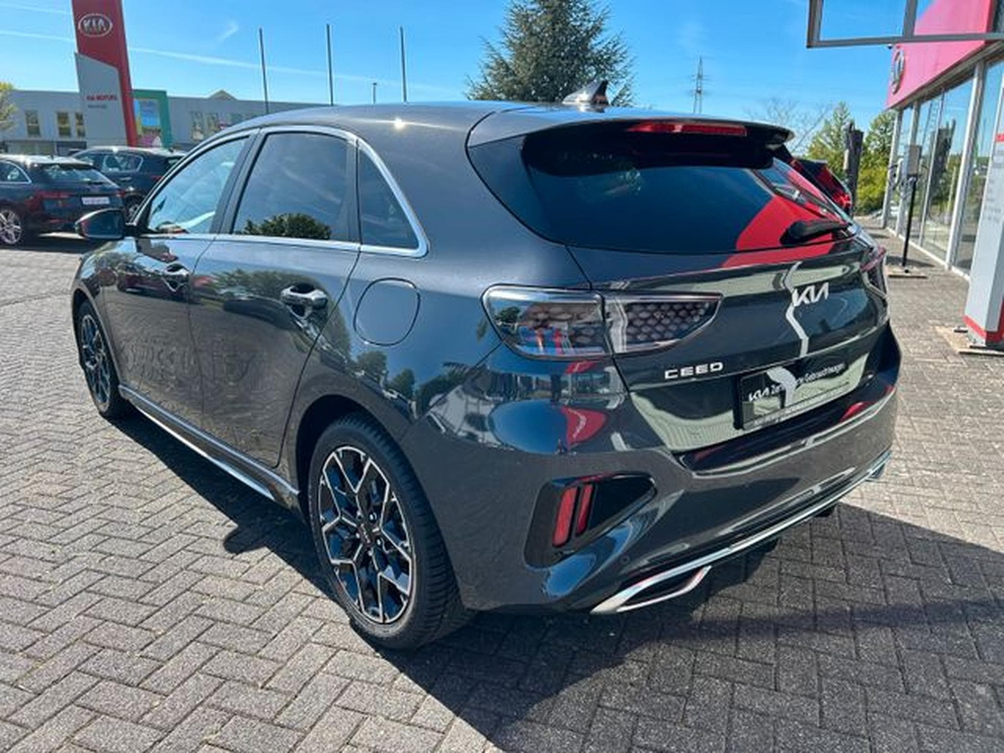 Kia Ceed Ceed 1,5 T GT Line TECH Leder Navi Kamera (2025) - Photo 5