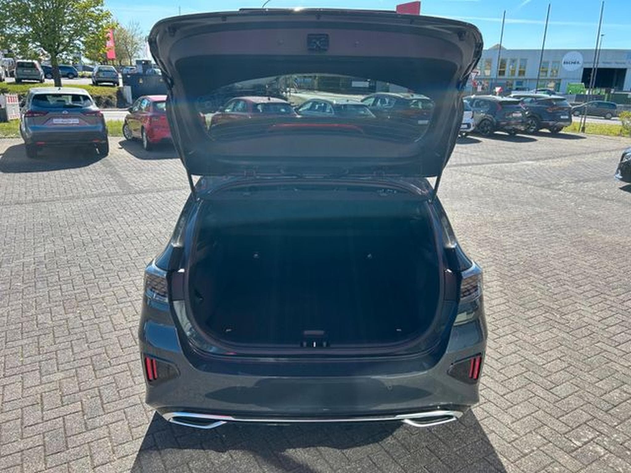 Kia Ceed Ceed 1,5 T GT Line TECH Leder Navi Kamera (2025) - Photo 7