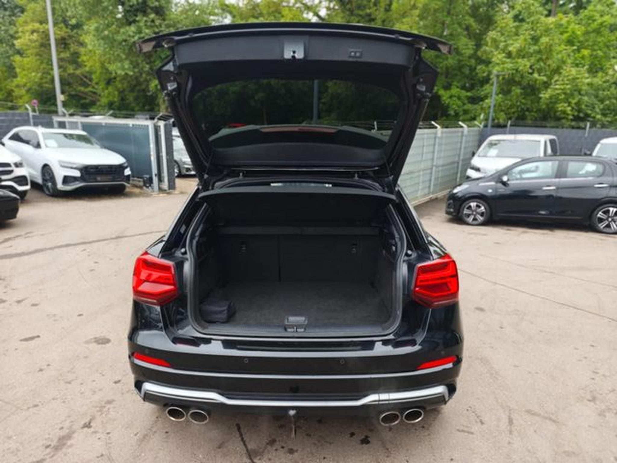 Audi SQ2 SQ2 2.0 TFSI QUATTRO BLACK LINE *AUT*NAVI*LED* (2020) - Photo 9