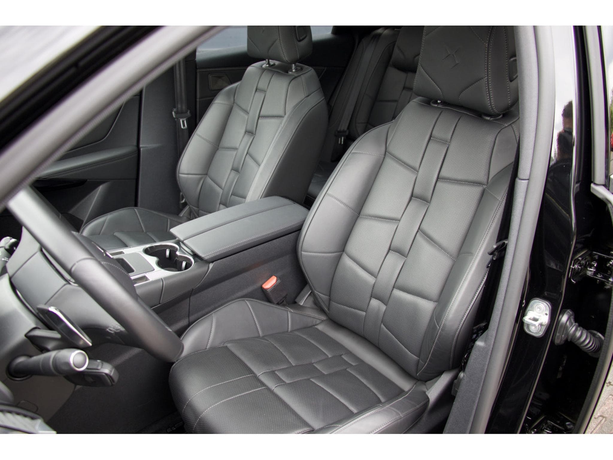 DS Automobiles DS7 BlueHDi 130 Aut. Etoile ACC Pano Massage Nappa (2025) - Photo 6