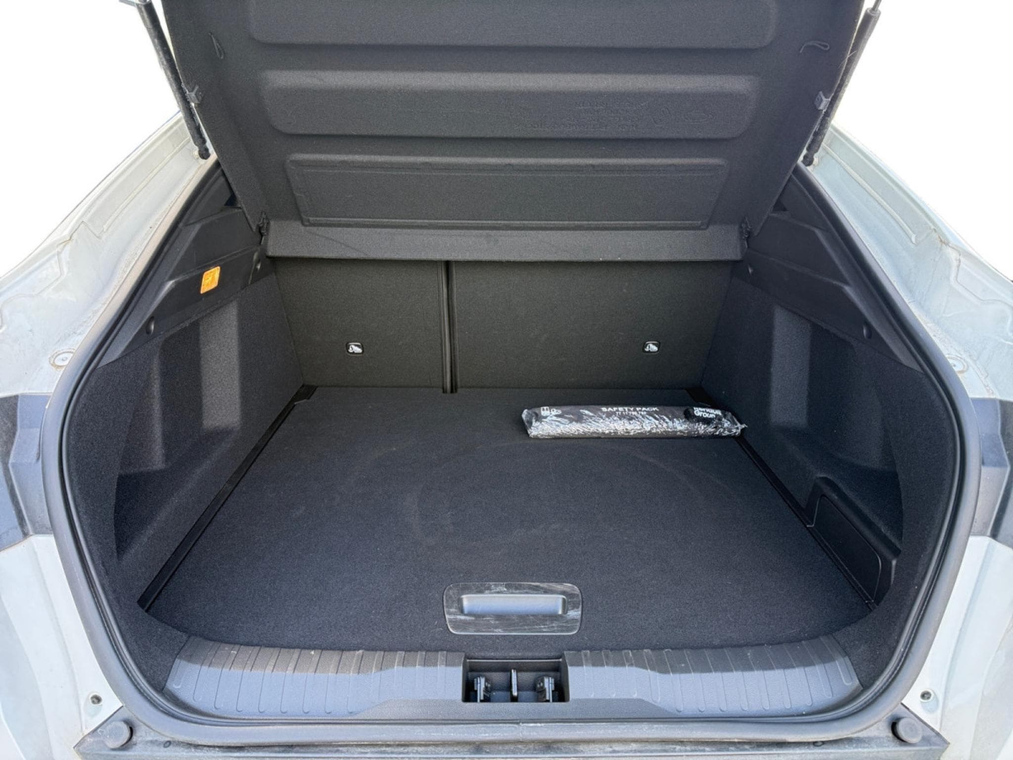 Renault Arkana 1.6 Tce E-TECH Hybrid Techno EDC (2025) - Photo 13