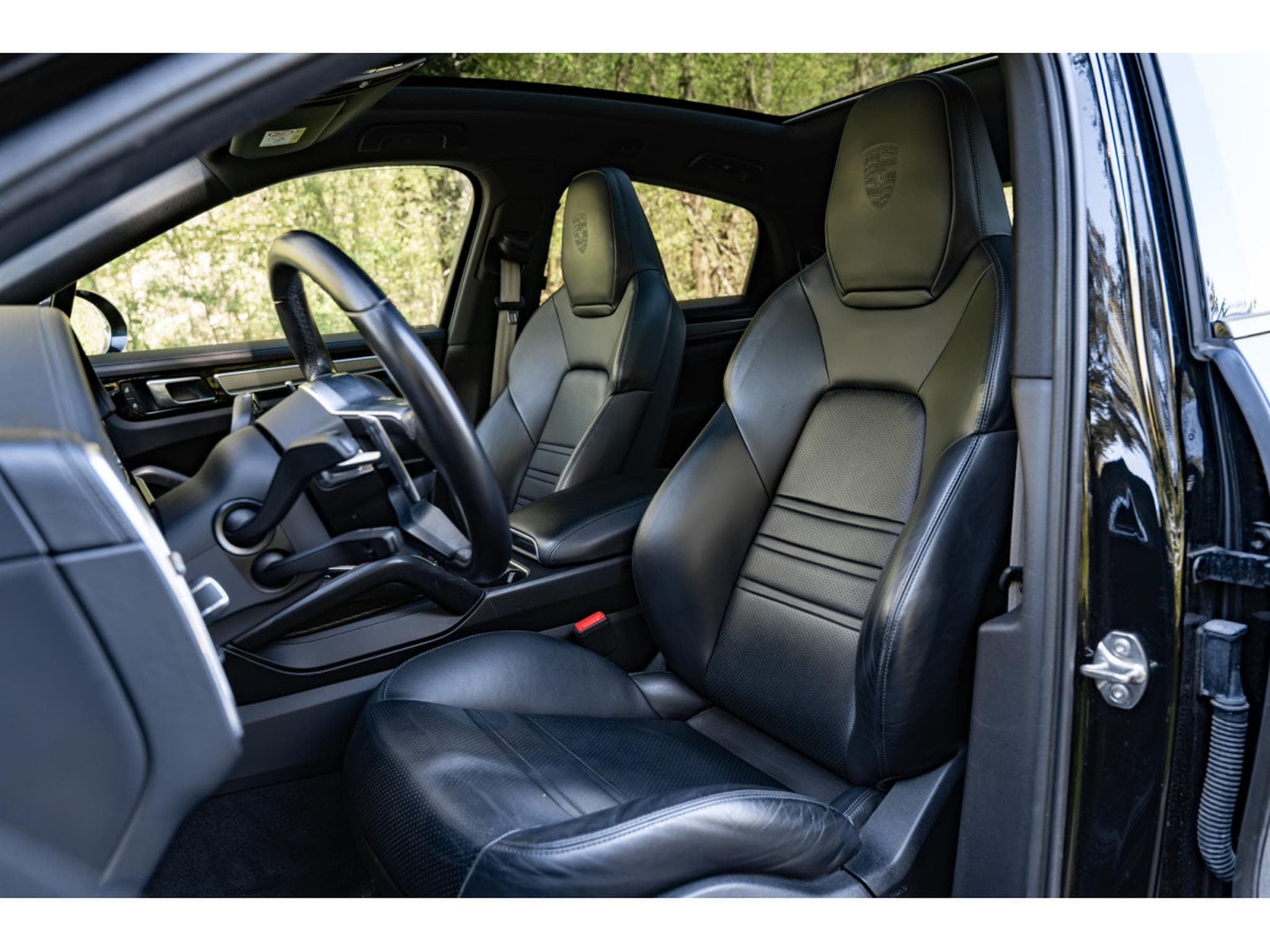 Porsche Cayenne Coupé Platinum Edition - BOSE - PASM - Panoramic Roof (2022) - Photo 10