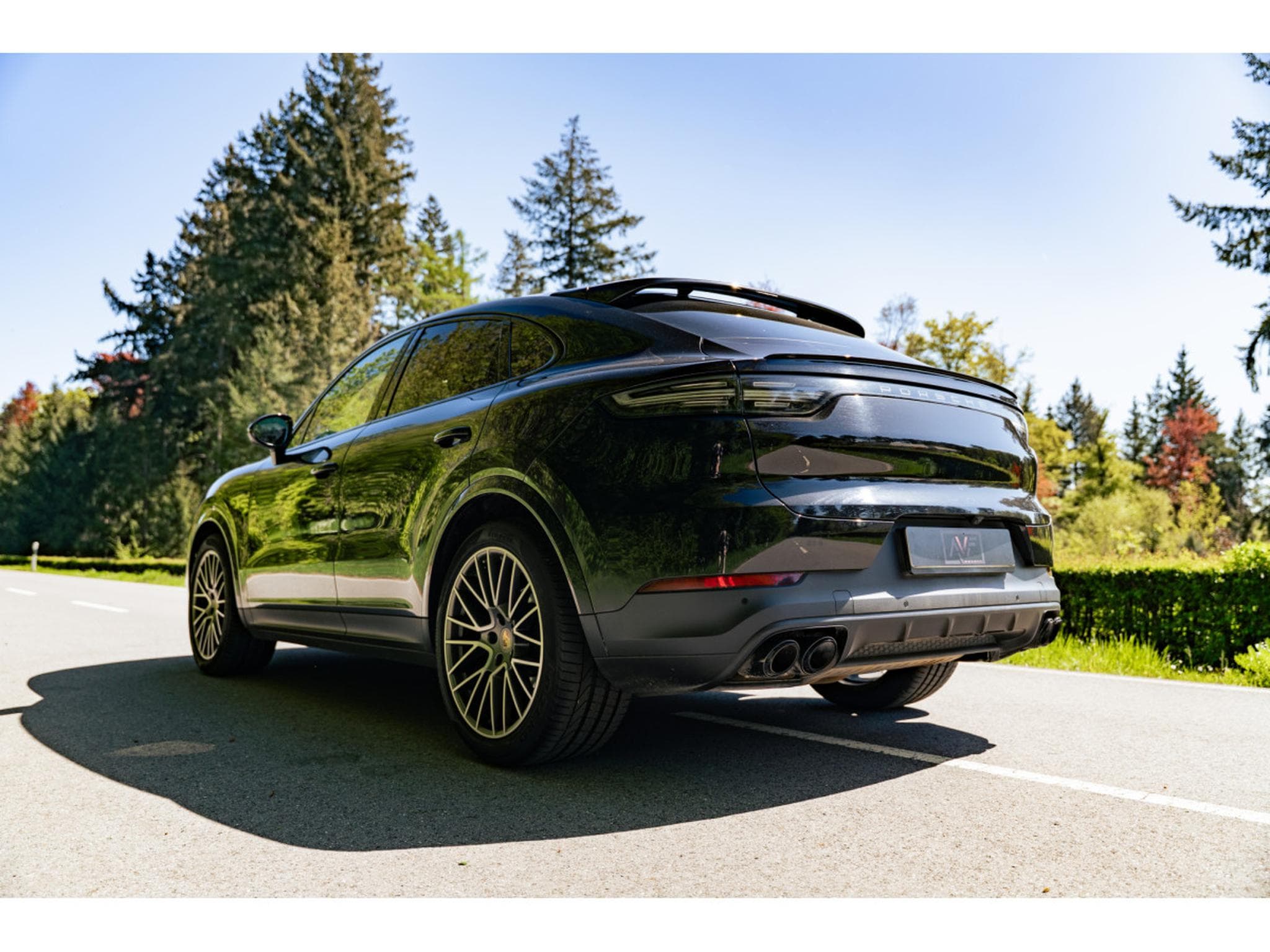Porsche Cayenne Coupé Platinum Edition - BOSE - PASM - Panoramic Roof (2022) - Photo 4