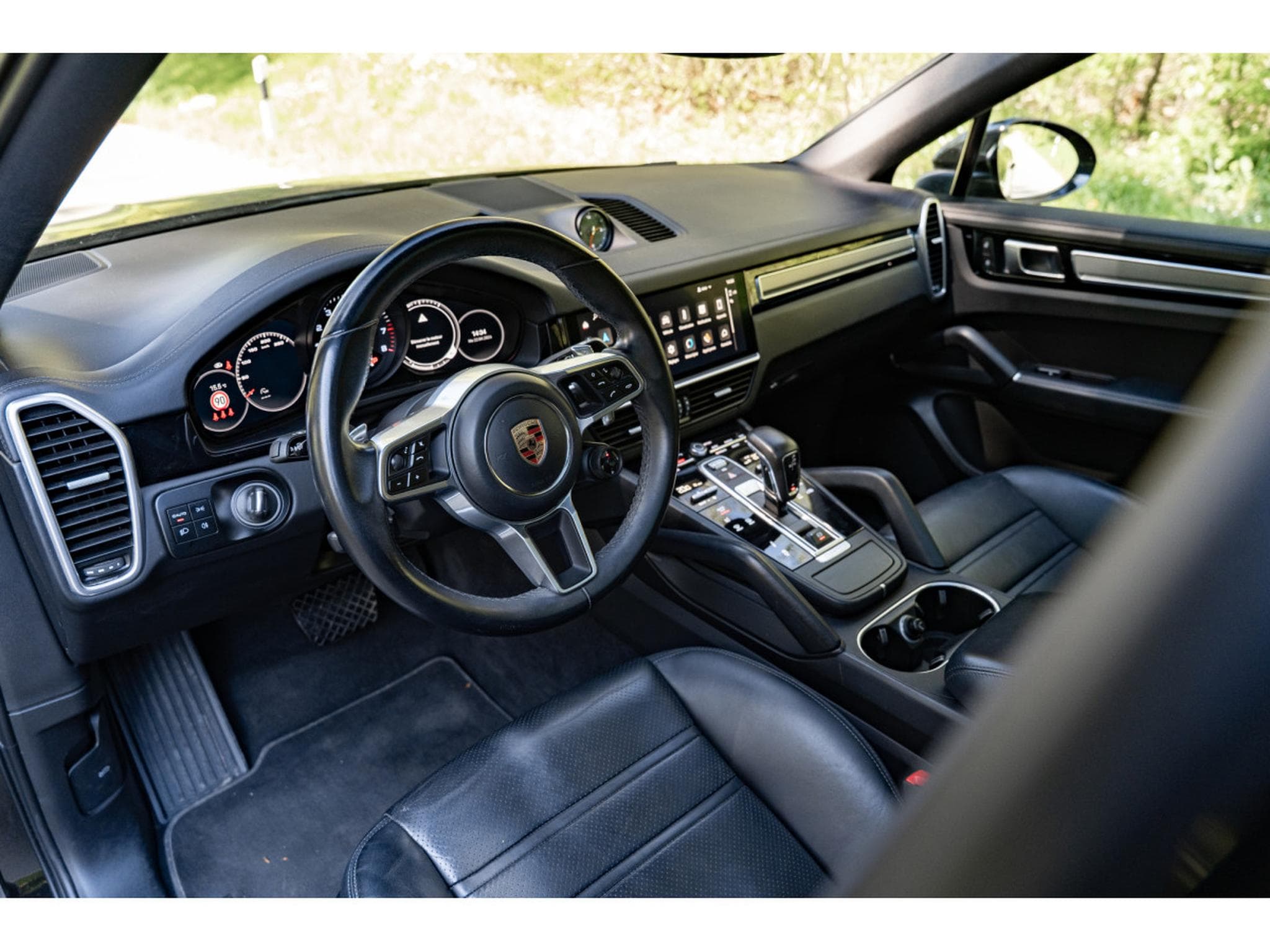 Porsche Cayenne Coupé Platinum Edition - BOSE - PASM - Panoramic Roof (2022) - Photo 9