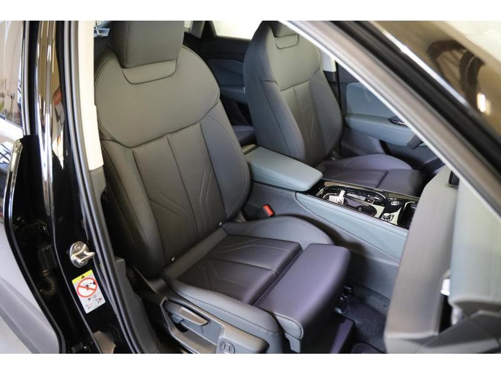 Audi Q3 Sportback (2026) - Photo 11