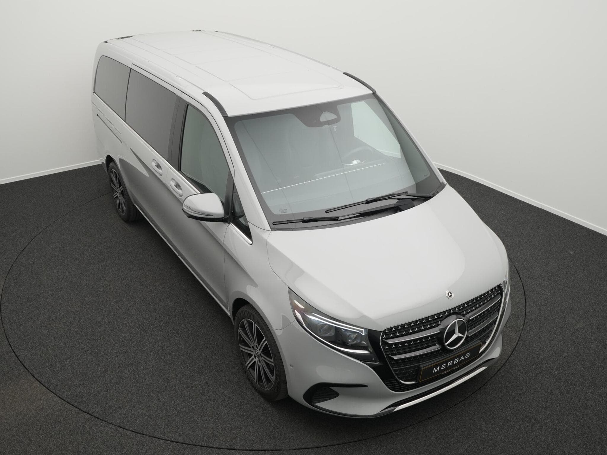 Mercedes V d 4MATIC Avantgarde lang (1970) - Photo 10