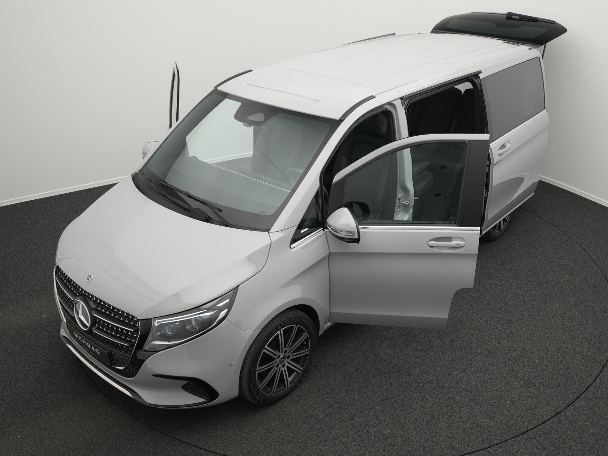 Mercedes V d 4MATIC Avantgarde lang (1970) - Photo 12
