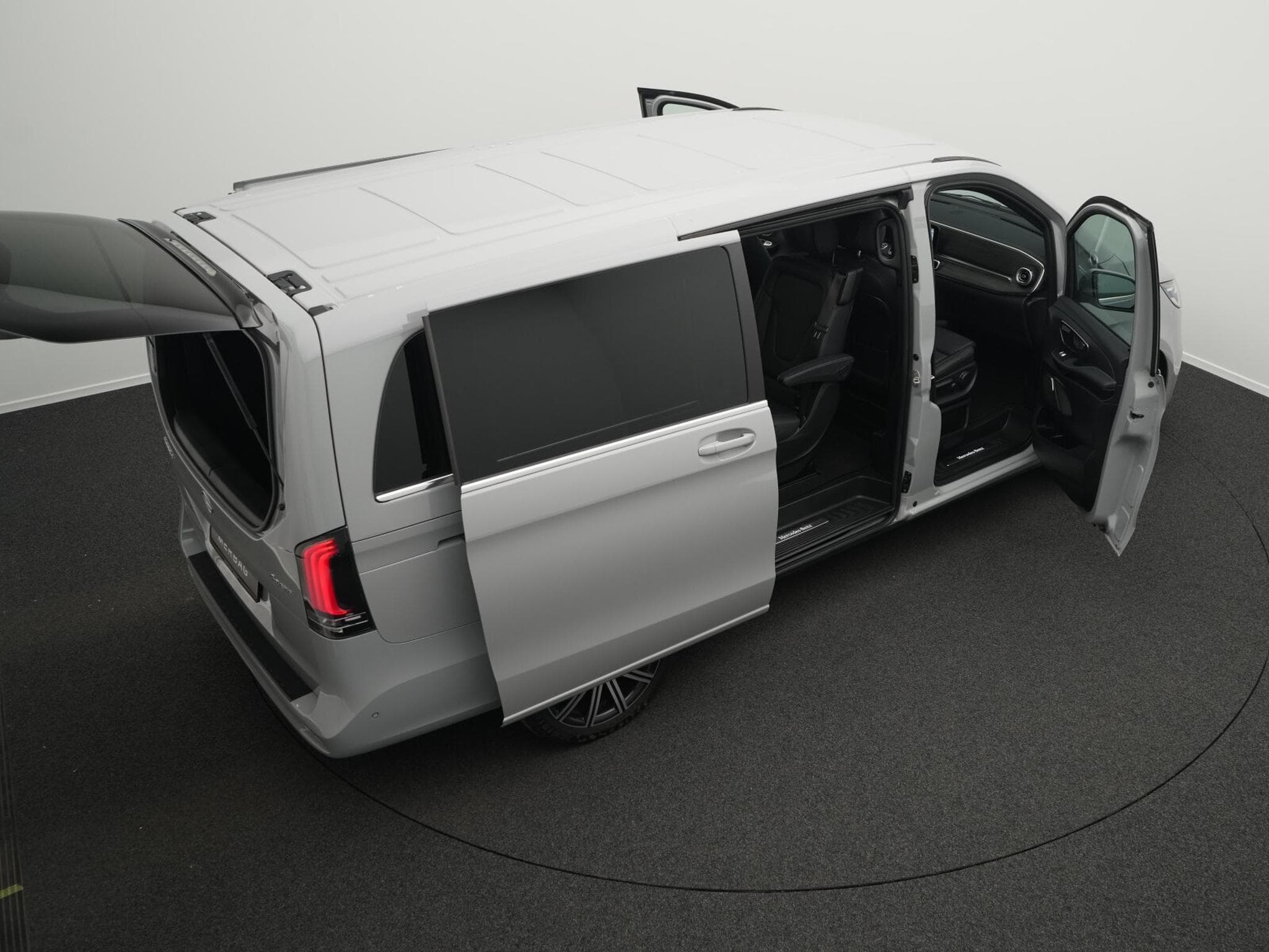Mercedes V d 4MATIC Avantgarde lang (1970) - Photo 13