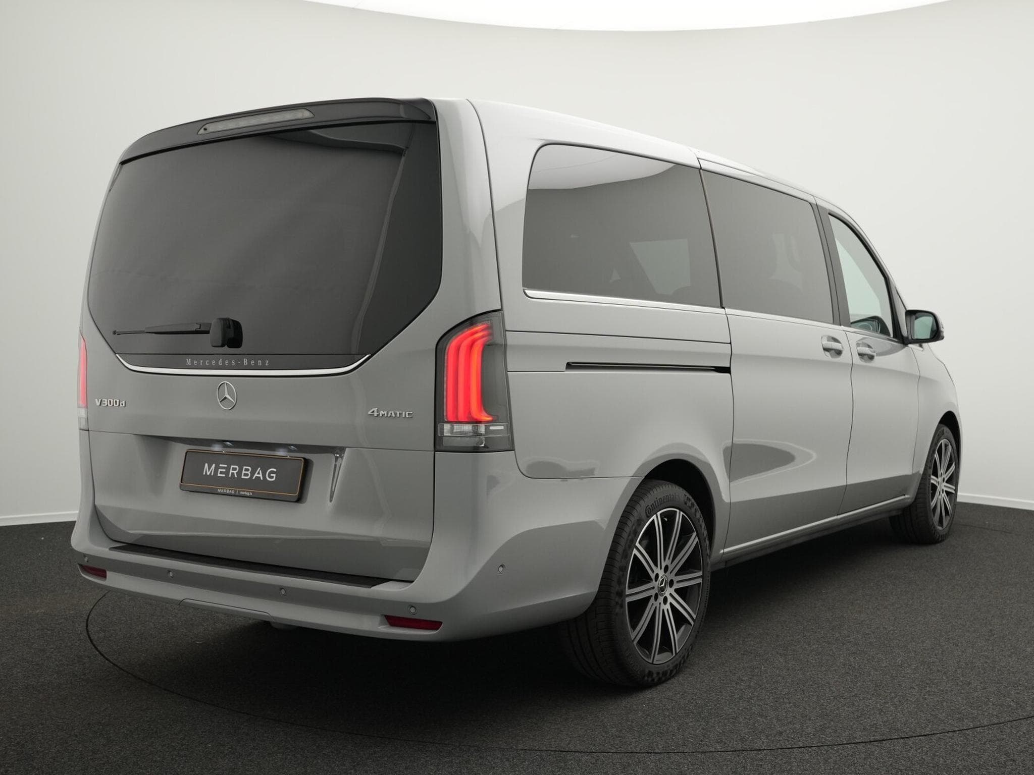 Mercedes V d 4MATIC Avantgarde lang (1970) - Photo 3