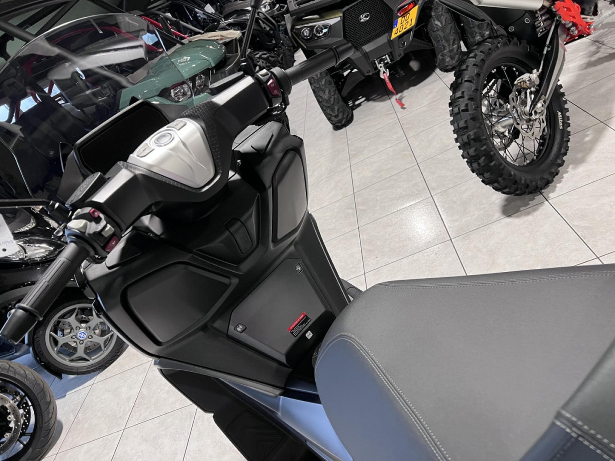 Voge SR4 R MAX (2026) - Photo 6