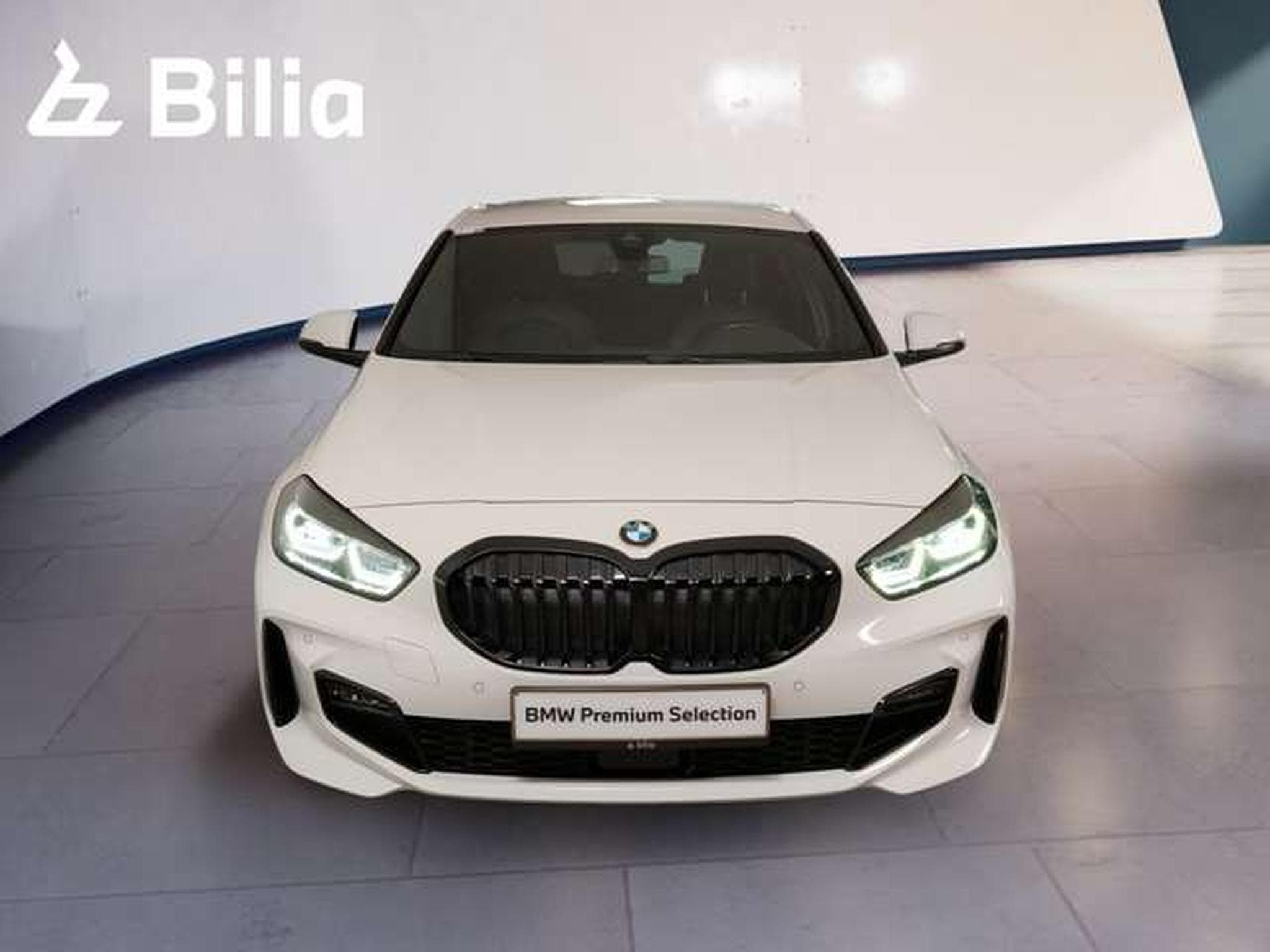 BMW 120 d xDrive DAB LED (2021) - Photo 2