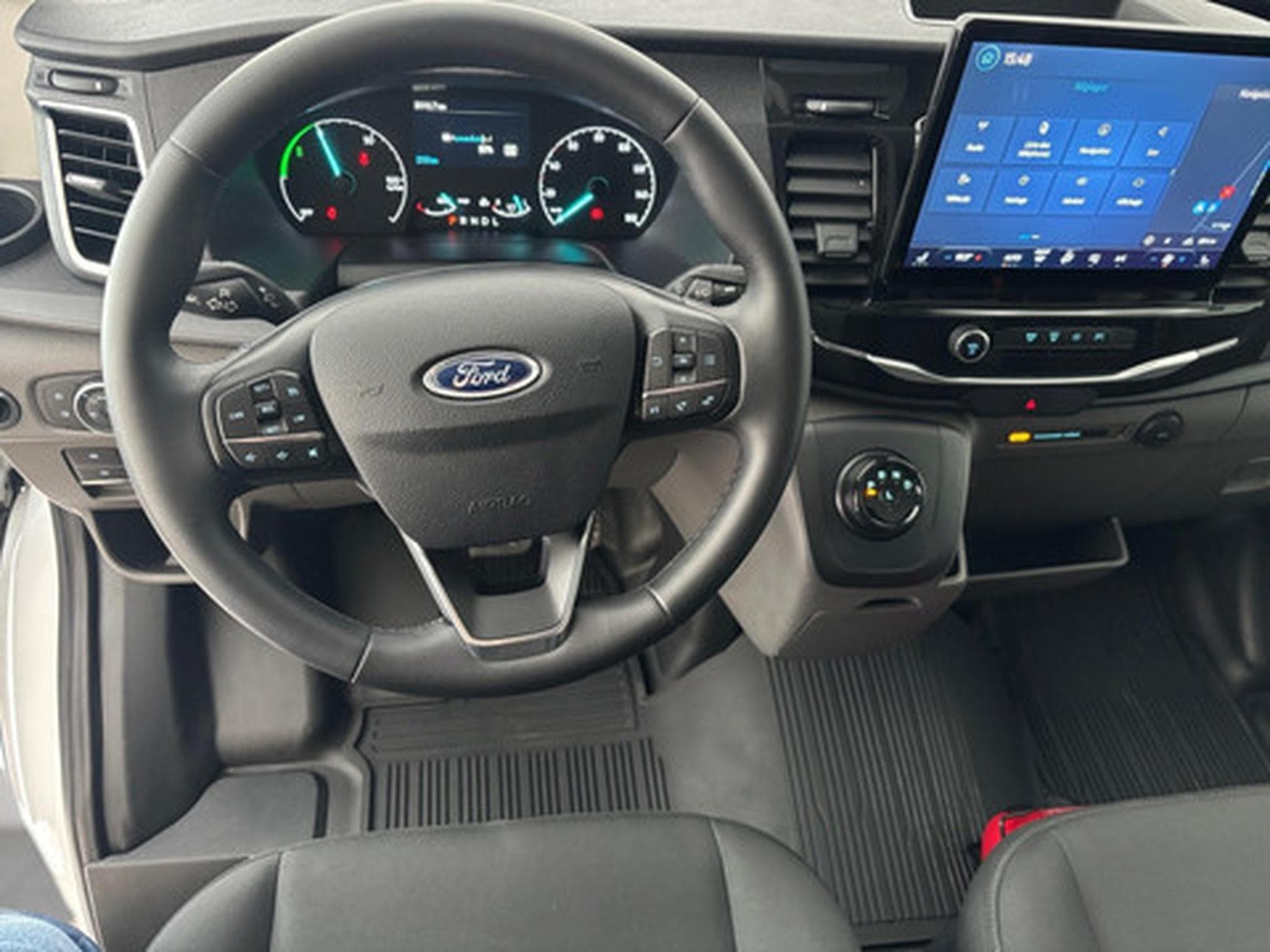 Ford Transit Trend (2022) - Photo 7