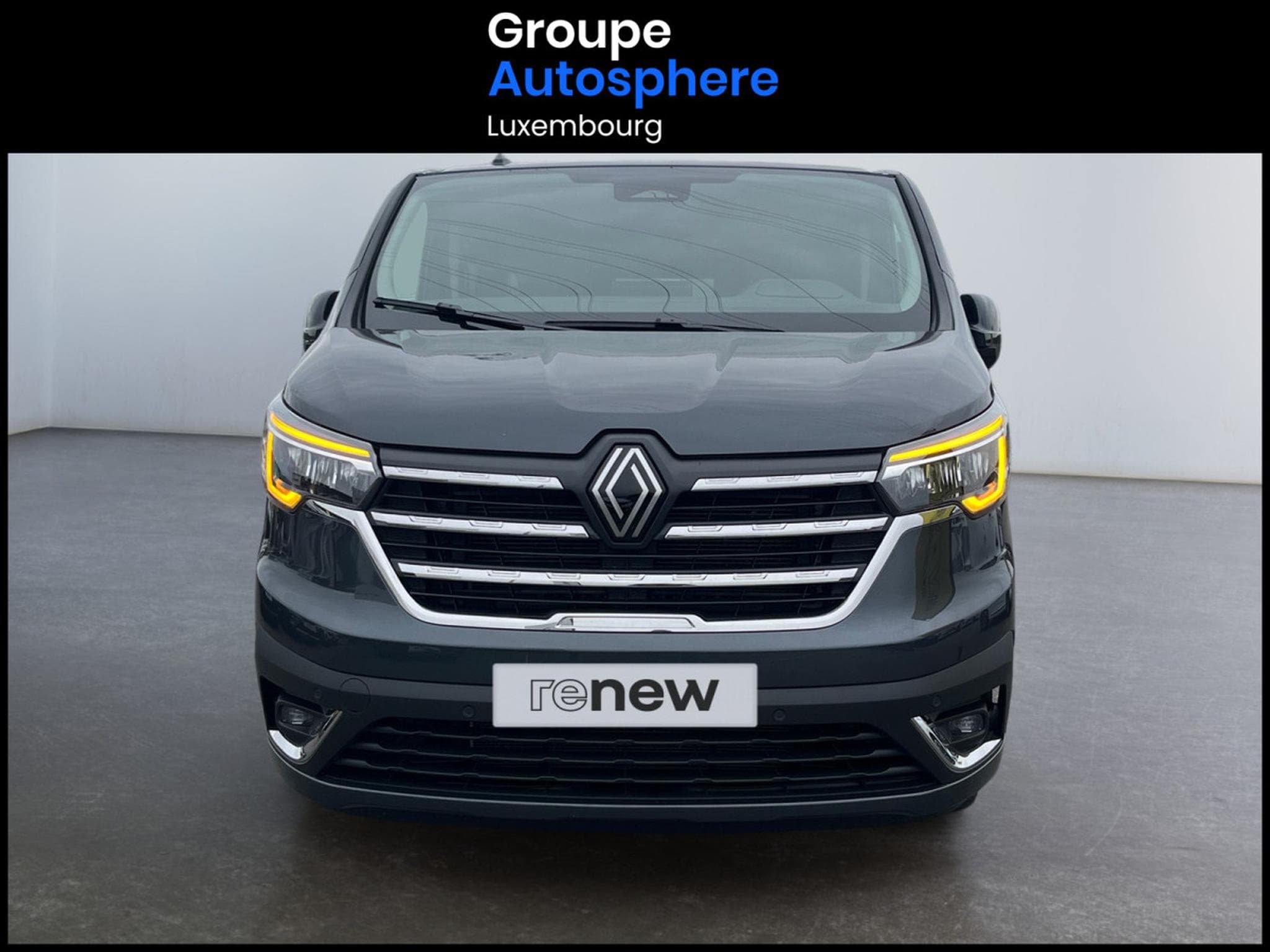 Renault Trafic 2.0 blue DCI 170 EDC Grand Spaceclass (2024) - Photo 2