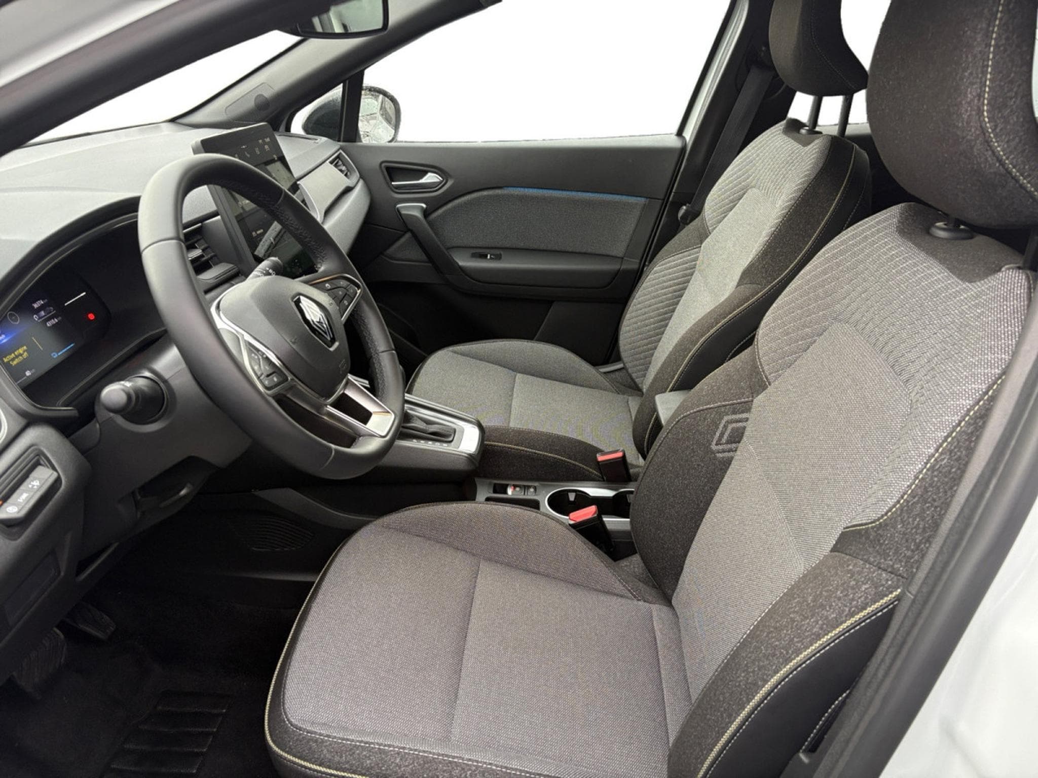 Renault Captur 1.33 TCe MHEV Techno GPF (2026) - Photo 8