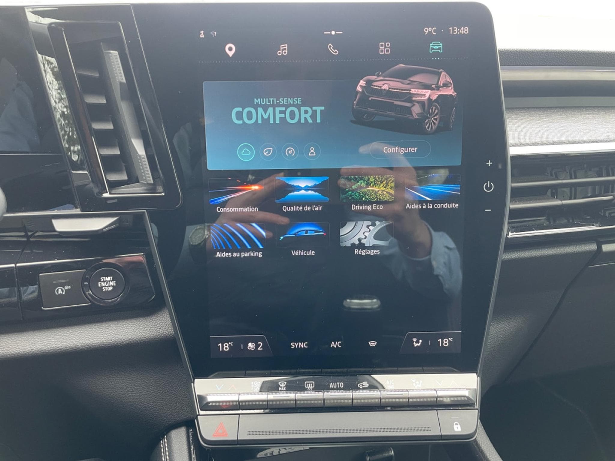 Renault Austral 1.2 TCe MHEV Techno (2023) - Photo 10