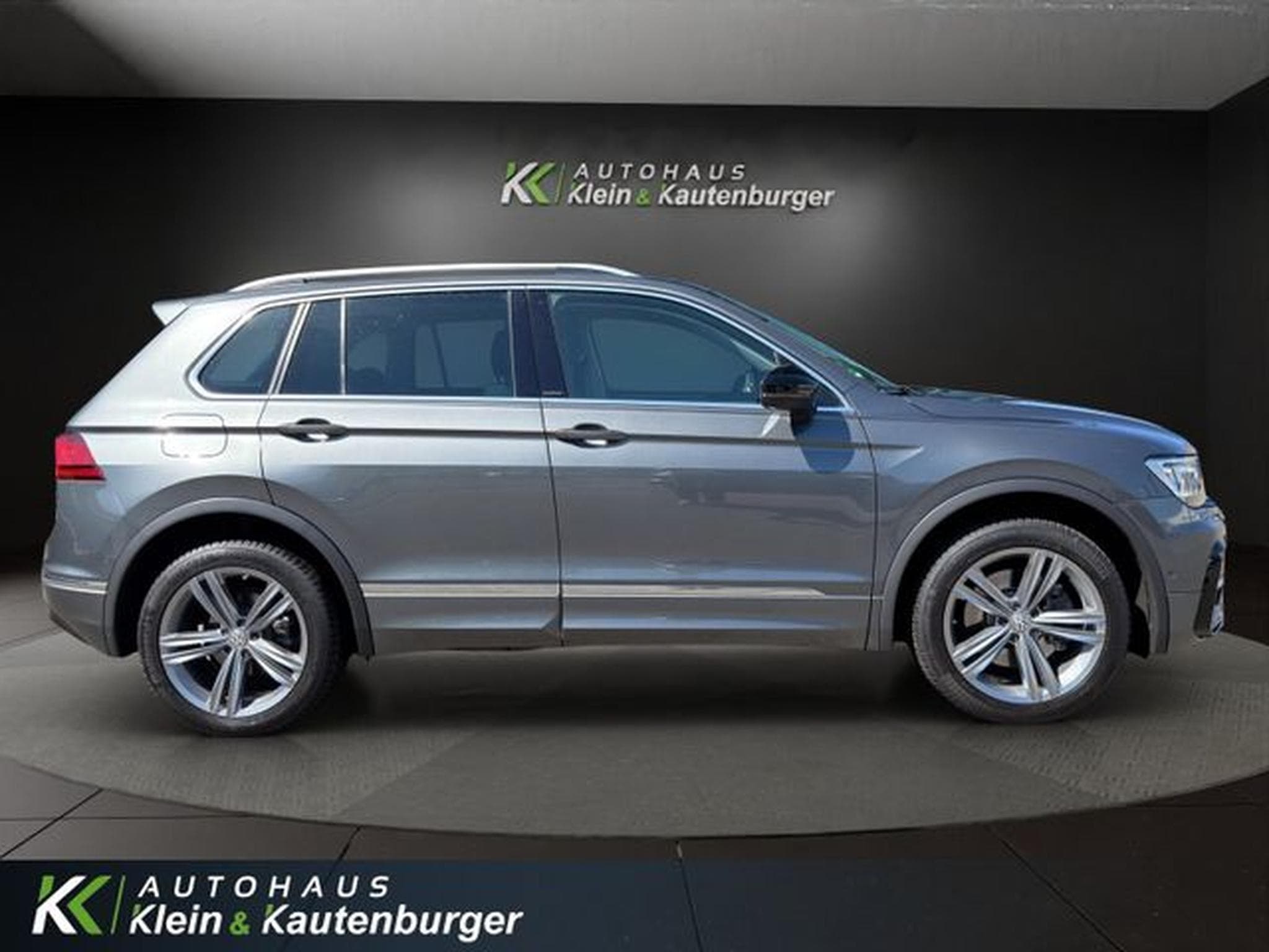 VW Tiguan Tiguan 2.0 TDI IQ 4M +R LINE+AHK+PANO+VIRTUAL (2019) - Photo 4