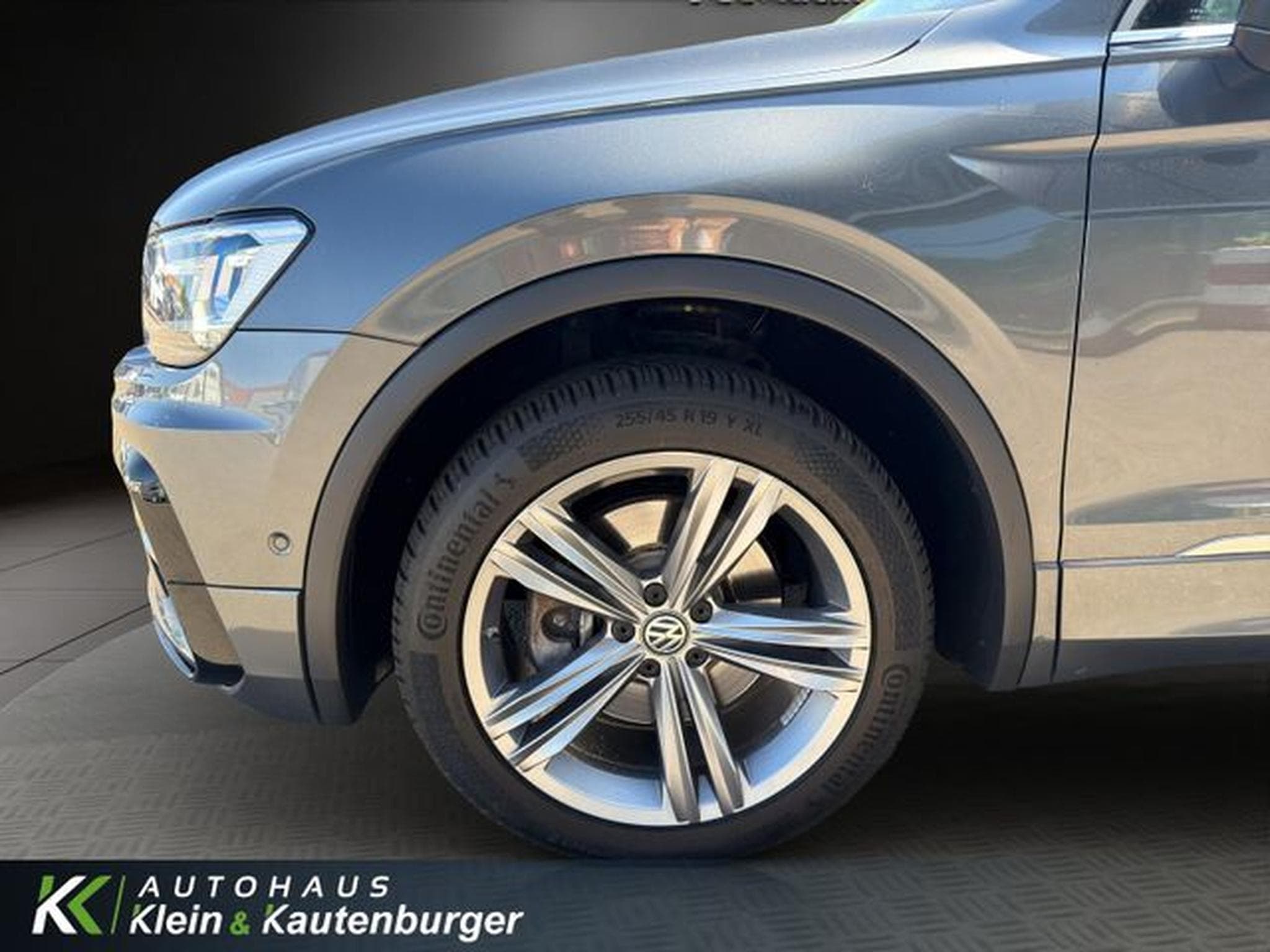 VW Tiguan Tiguan 2.0 TDI IQ 4M +R LINE+AHK+PANO+VIRTUAL (2019) - Photo 9