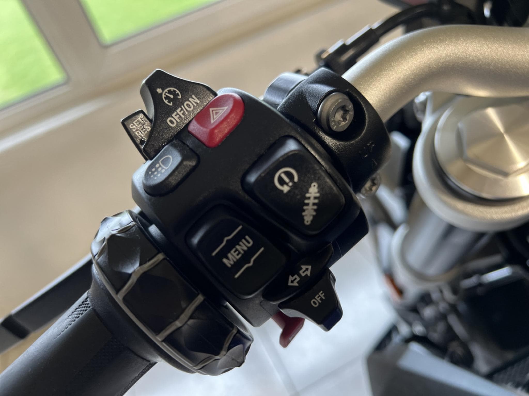 BMW F 900 R (2020) - Photo 10