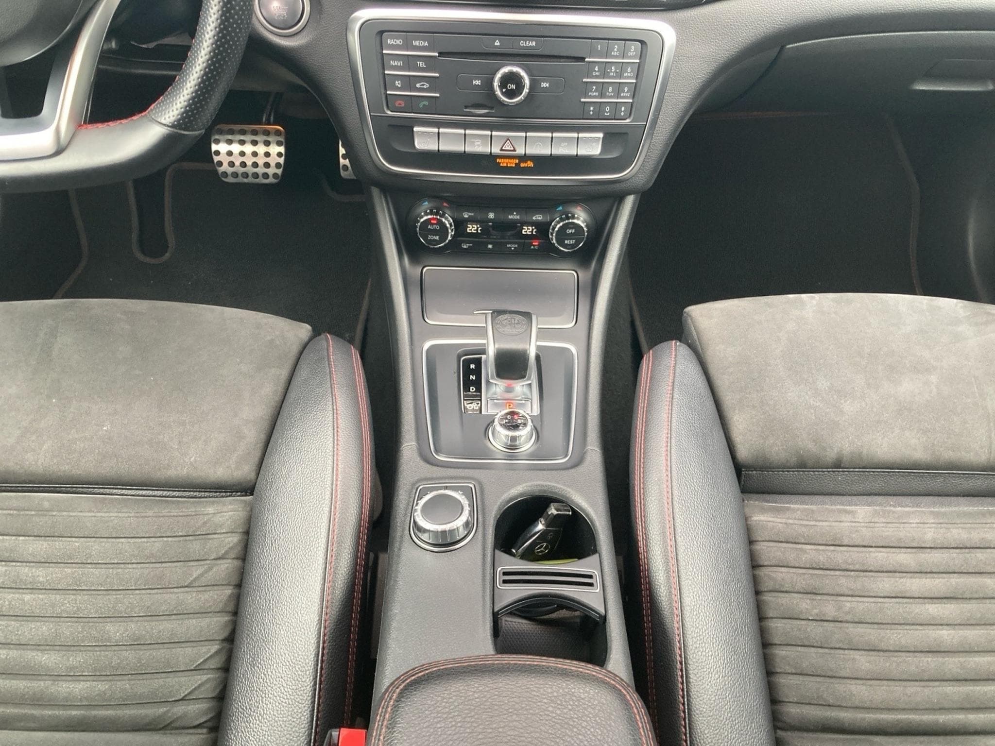 Mercedes GLA 45 AMG 4Matic Night Paket Pano (2018) - Photo 10