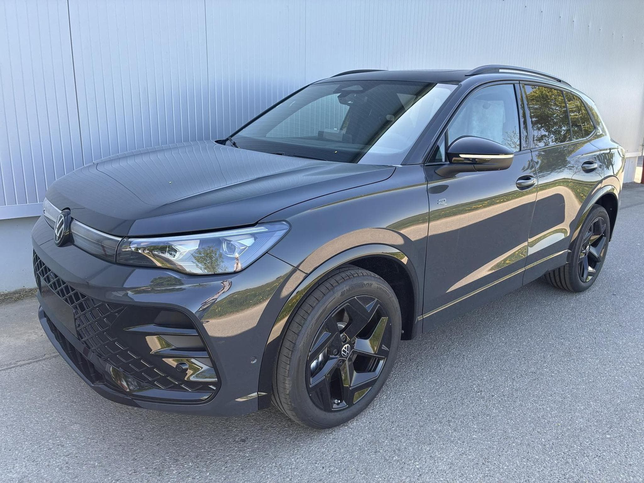 VW Tiguan 2.0 TDI 110 kW R-Line (2026) - Photo 1
