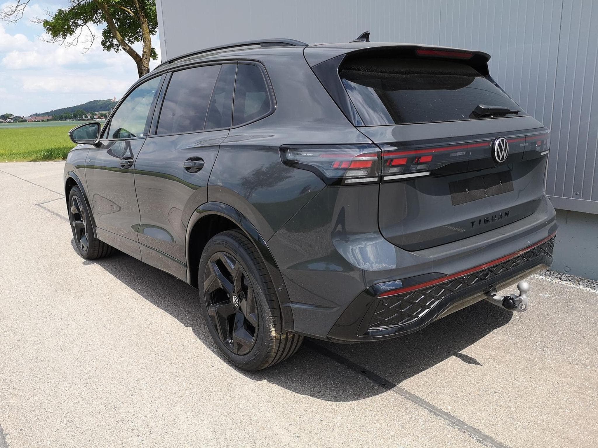 VW Tiguan 2.0 TDI 110 kW R-Line (2026) - Photo 3