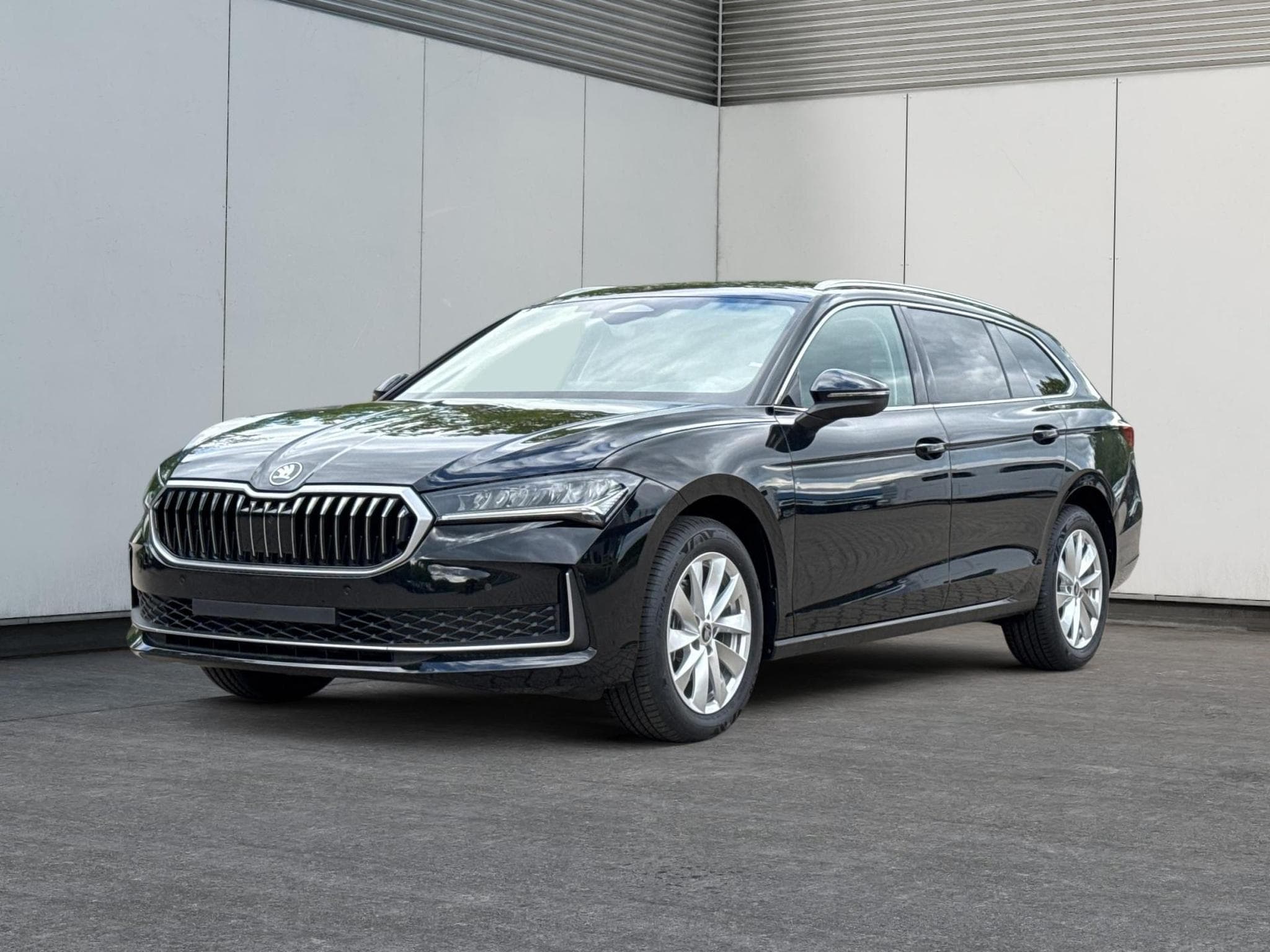 Skoda Superb Selection (2026) - Photo 1