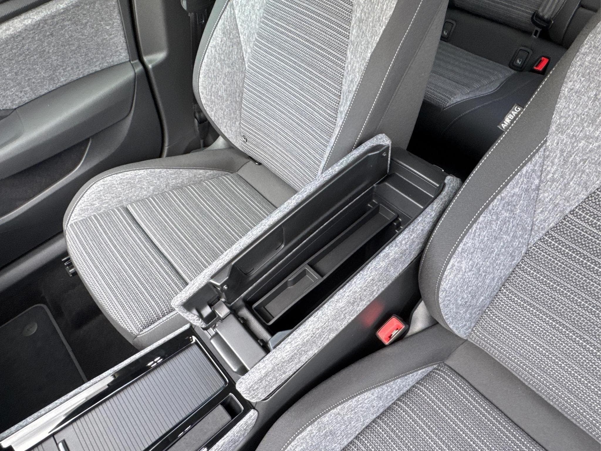 Skoda Superb Selection (2026) - Photo 15