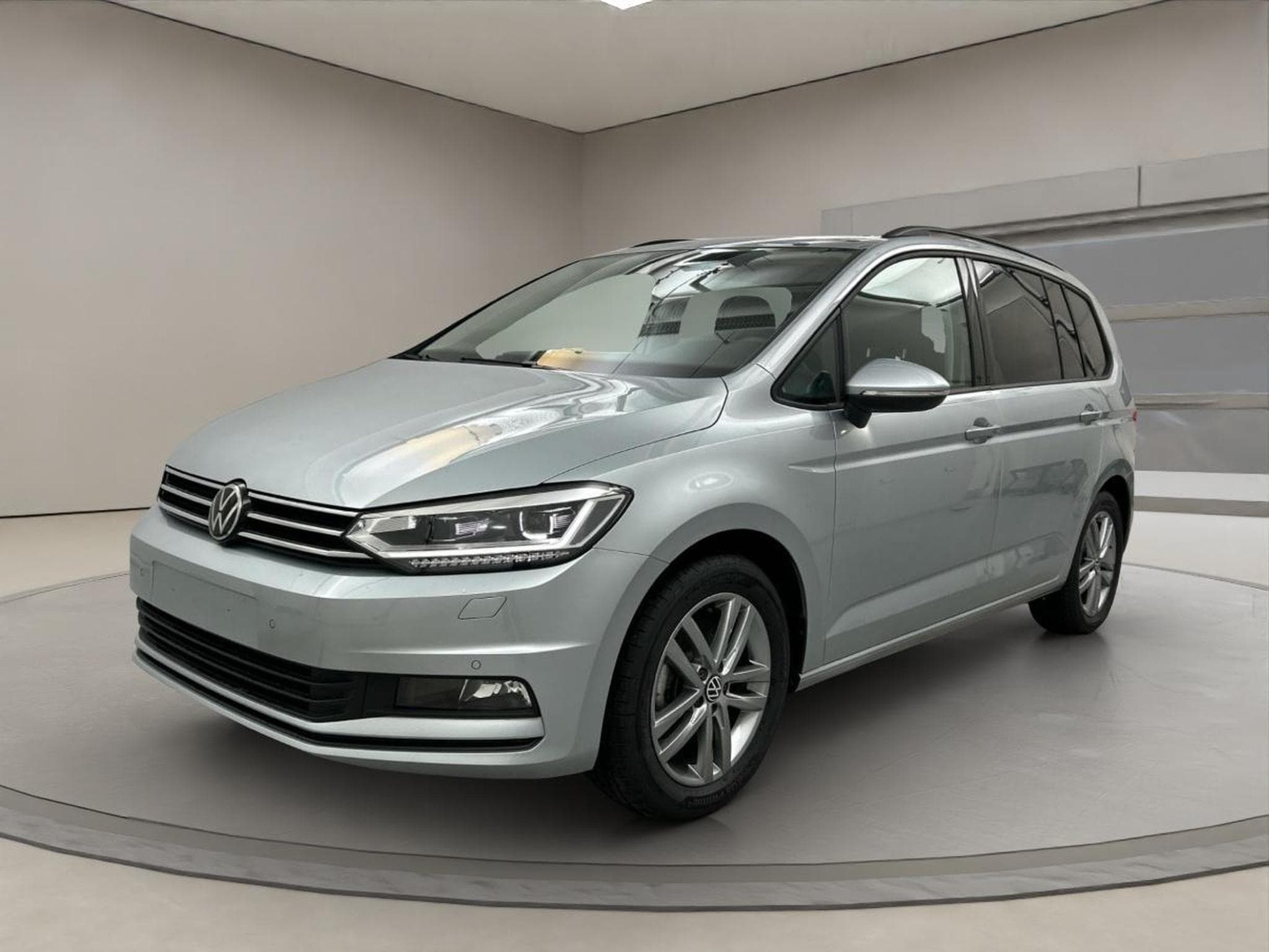 VW Touran Comfortline BMT/Start-Stopp (2025) - Photo 1
