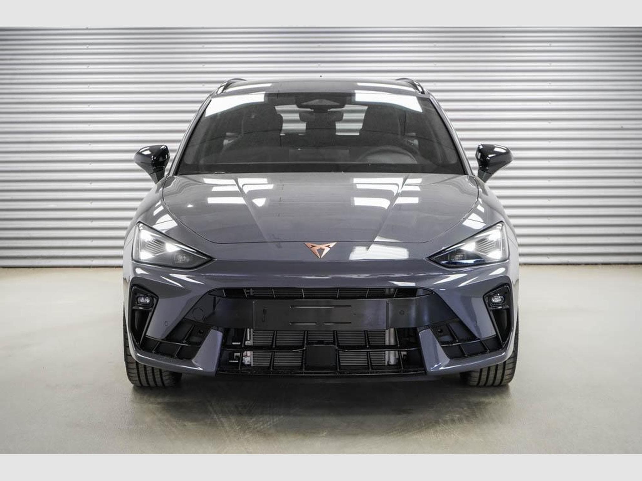 Cupra Leon ST 2,0 TSI (2026) - Photo 2