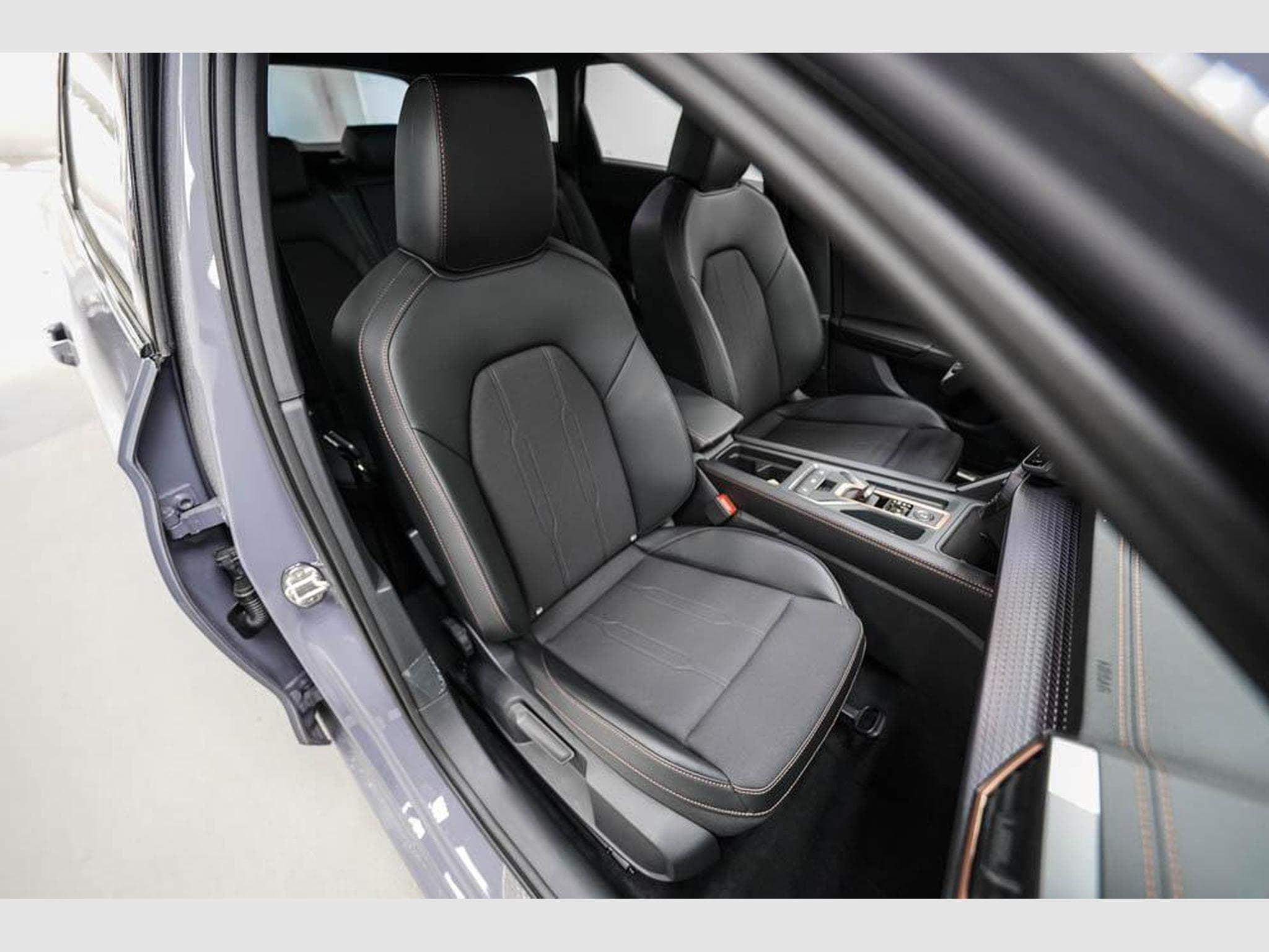 Cupra Leon ST 2,0 TSI (2026) - Photo 22
