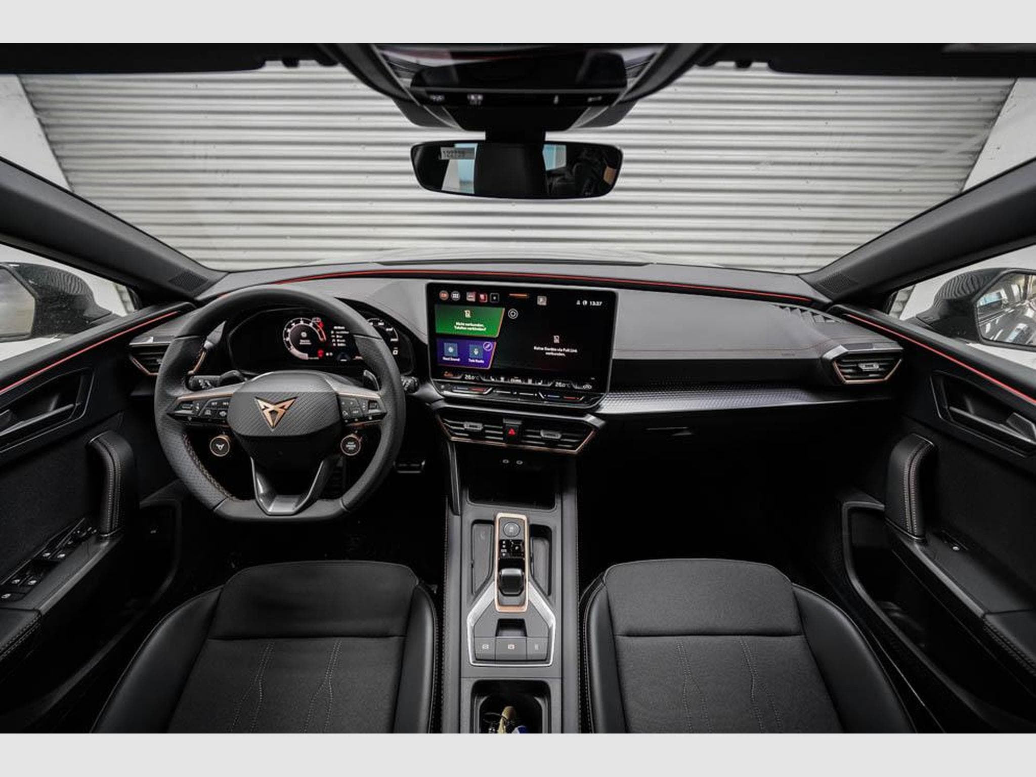 Cupra Leon ST 2,0 TSI (2026) - Photo 6