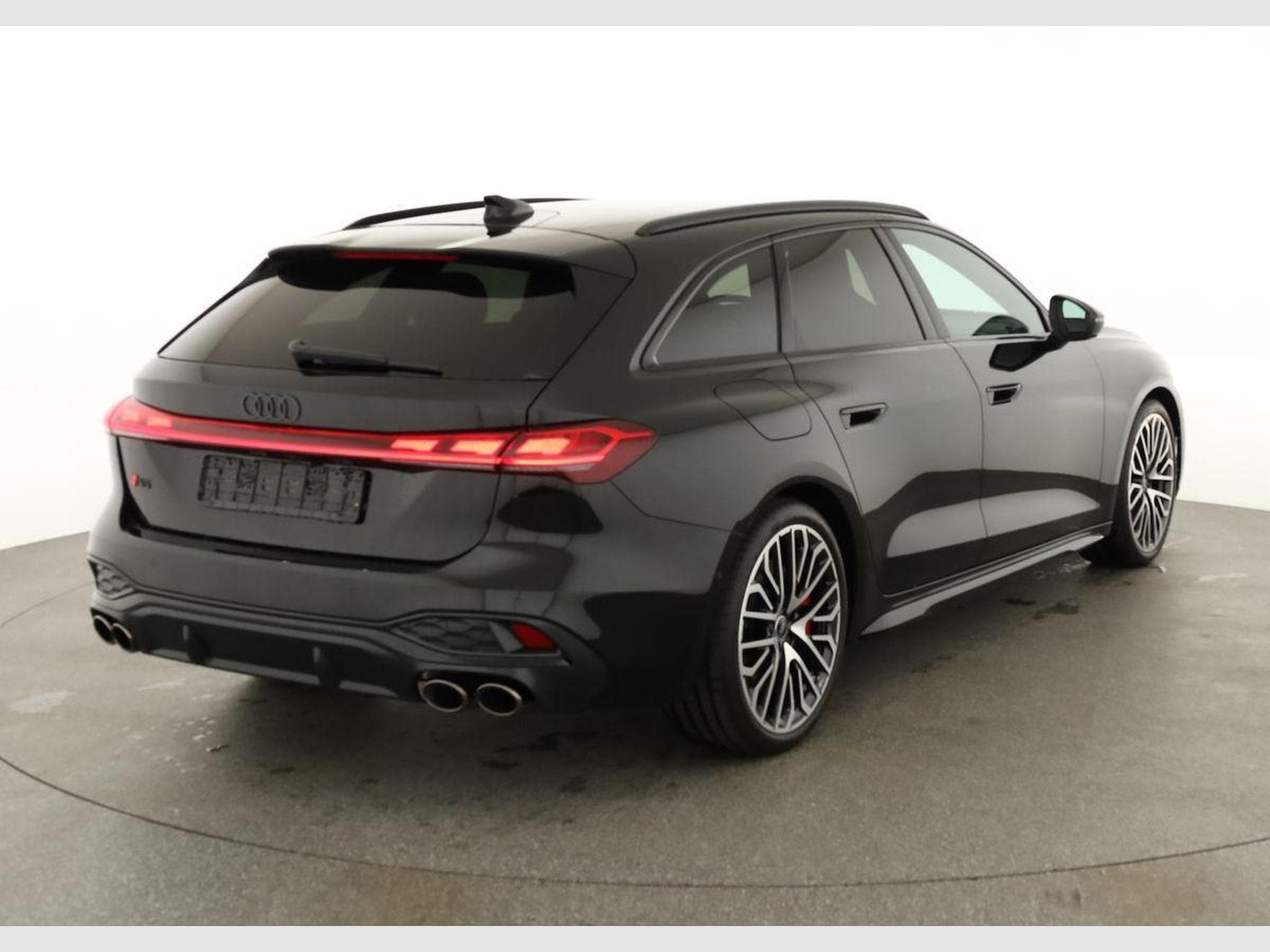 Audi S5 Kombi TFSI quattro 270 kW (2026) - Photo 2