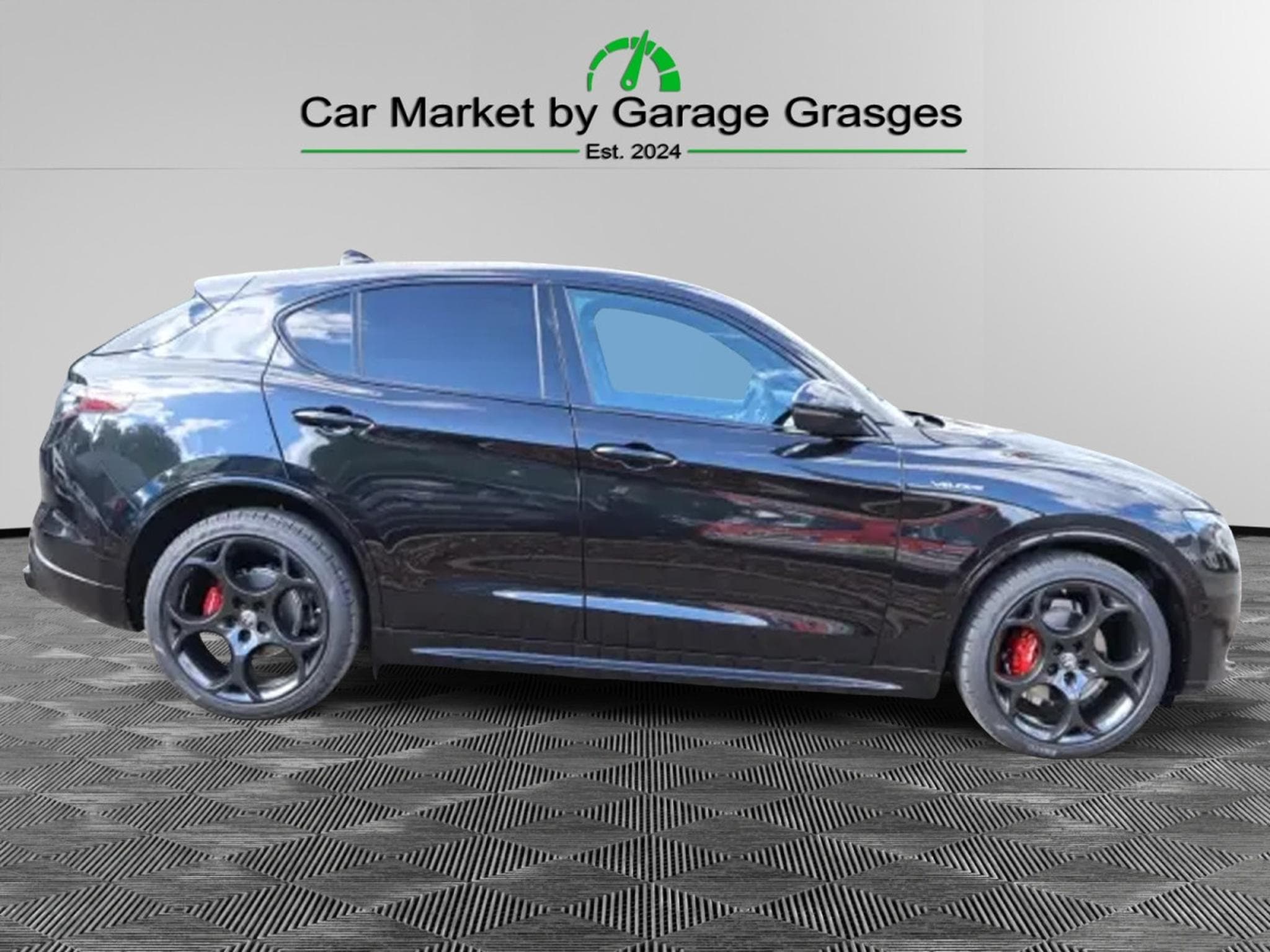 Alfa-Romeo Stelvio VELOCE 2.2 DIESEL (2026) - Photo 6