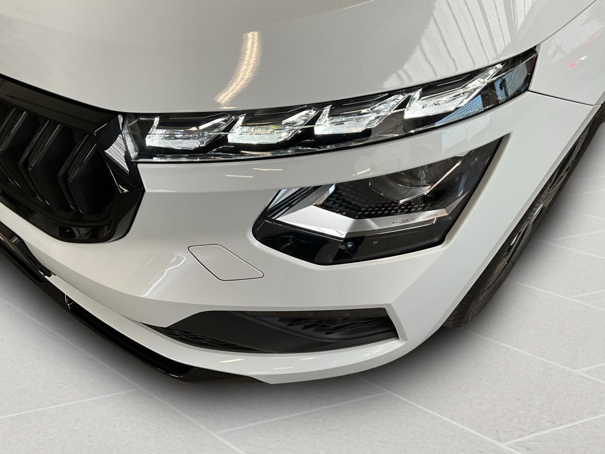 Skoda Kamiq Monte-Carlo+DSG+Pano+LED (2025) - Photo 18