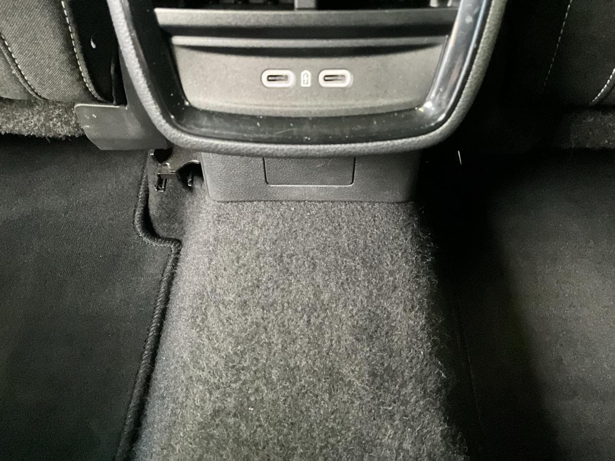 Skoda Kamiq Monte-Carlo+DSG+Pano+LED (2025) - Photo 21
