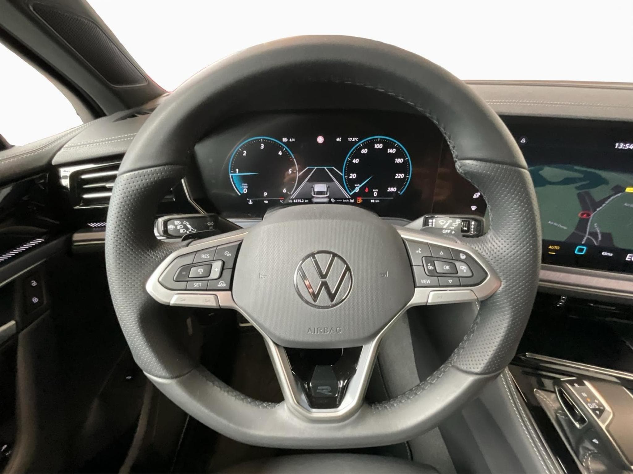VW Touareg R-Line+TipTronic+V6+4Motion+AHK (2025) - Photo 12