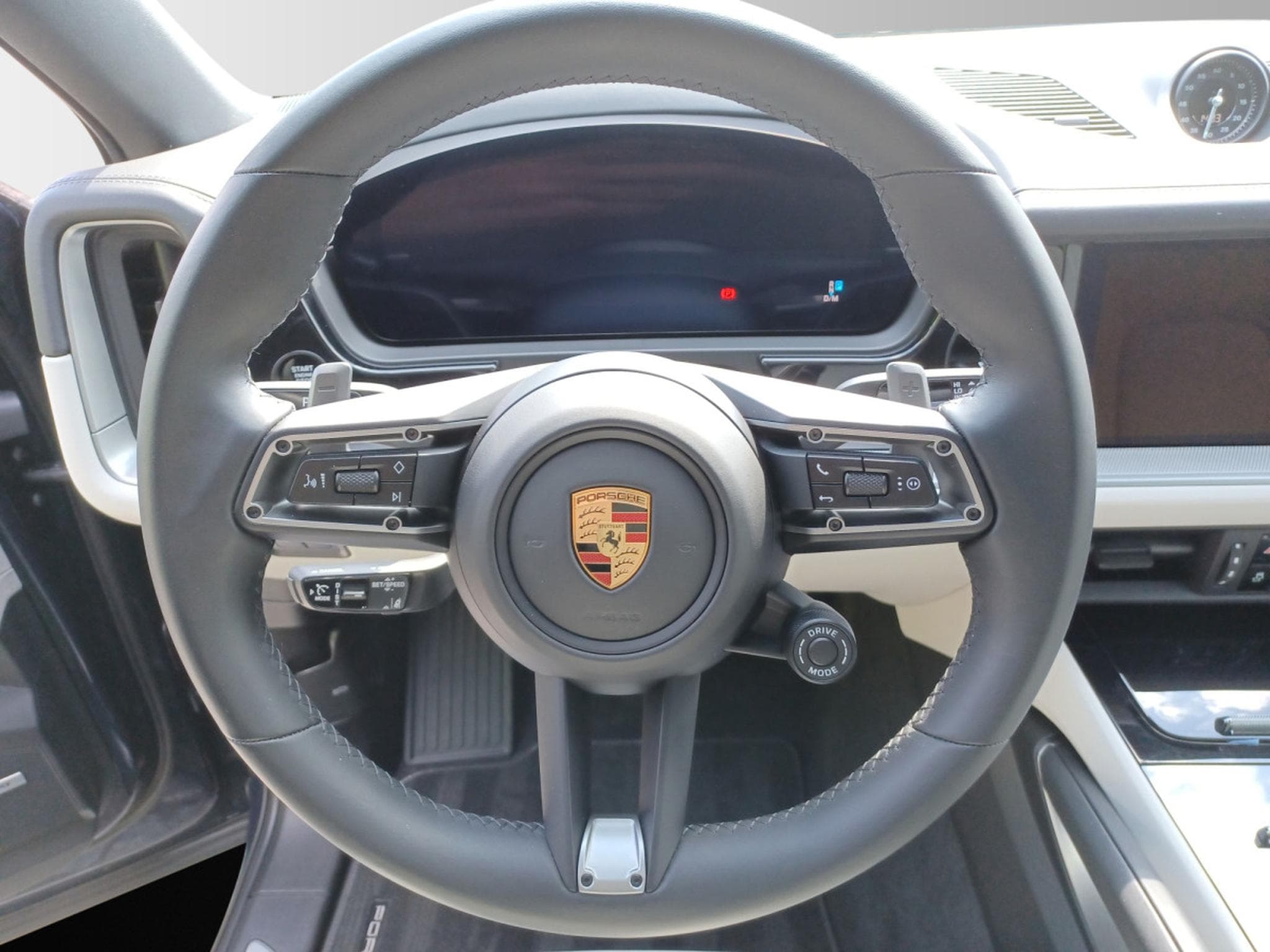 Porsche Cayenne S Coupé (2025) - Photo 11